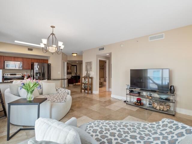 DOWNTOWN DADELAND CONDO NO FIVE - Residential Lease
