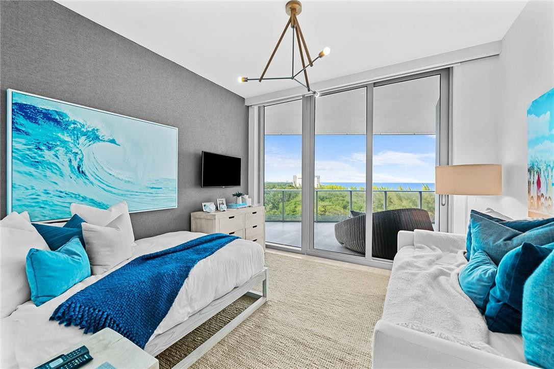 Paramount - Residential