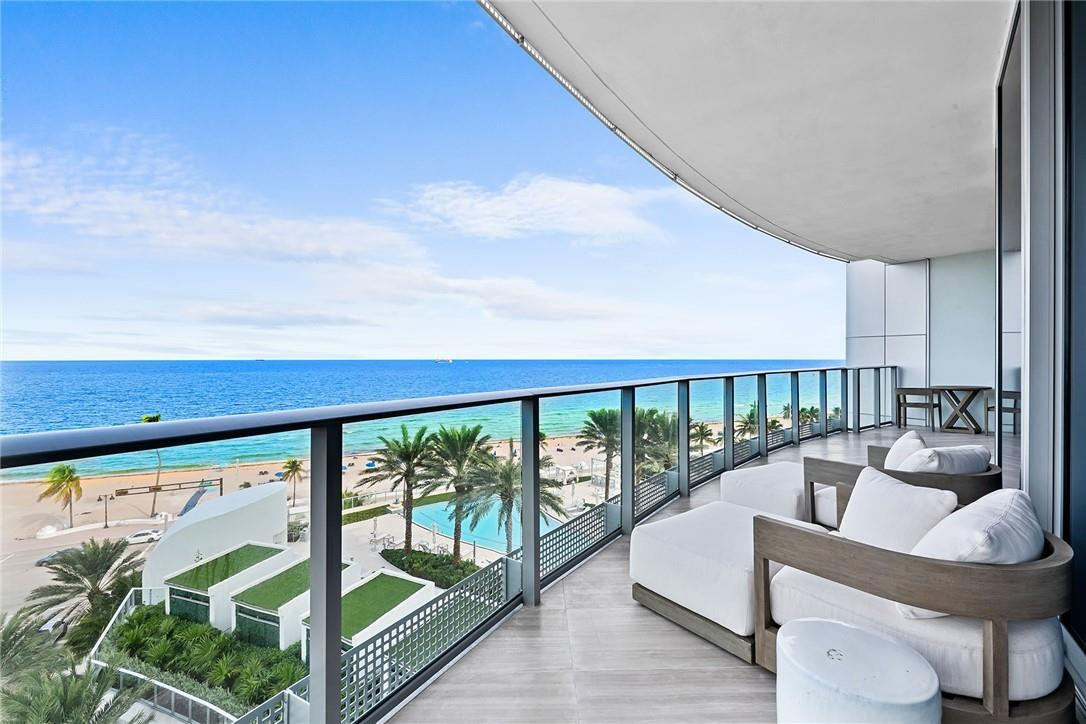 Paramount - Residential