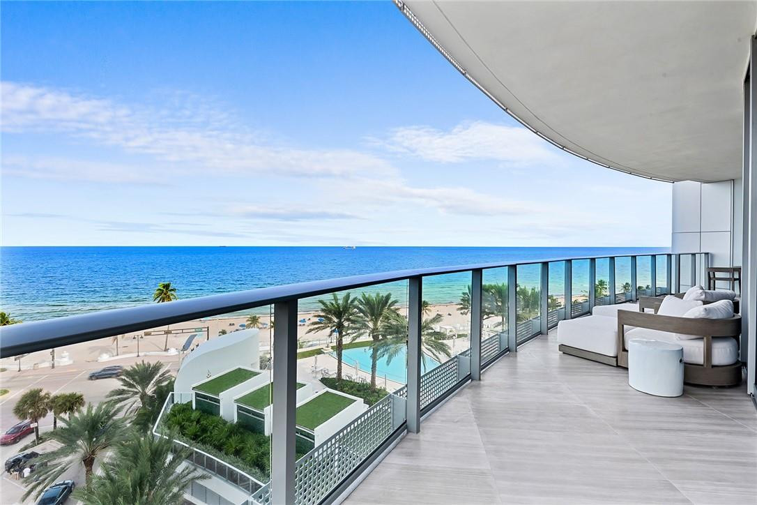 Paramount - Residential