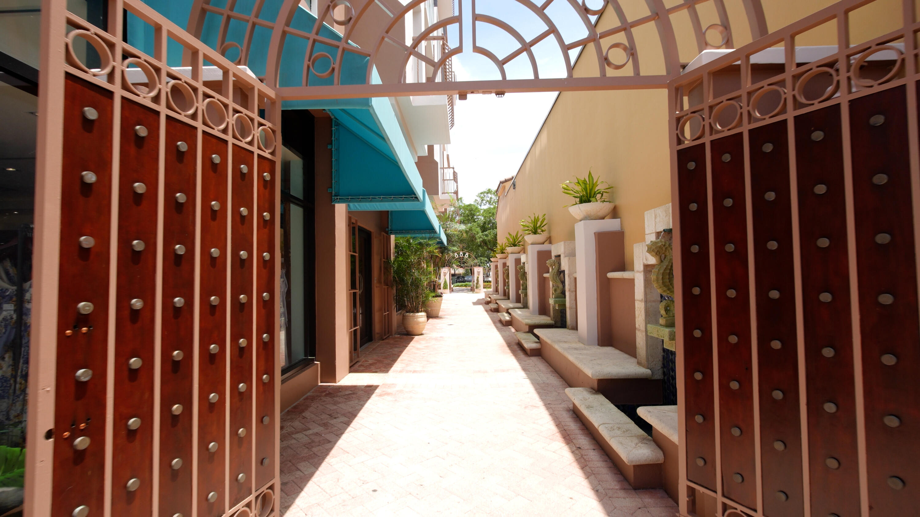 45 HENDRICKS CONDO - Residential