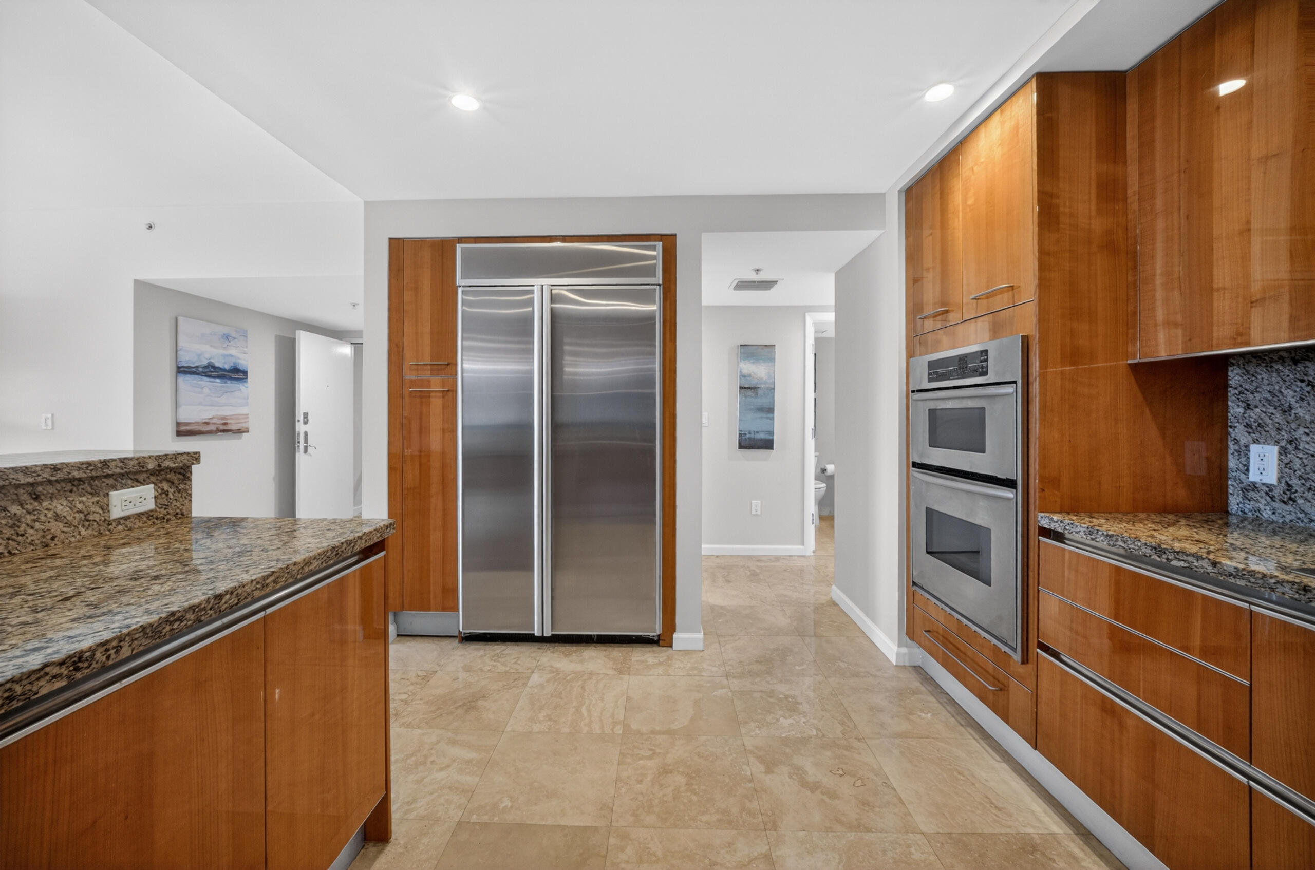 45 HENDRICKS CONDO - Residential