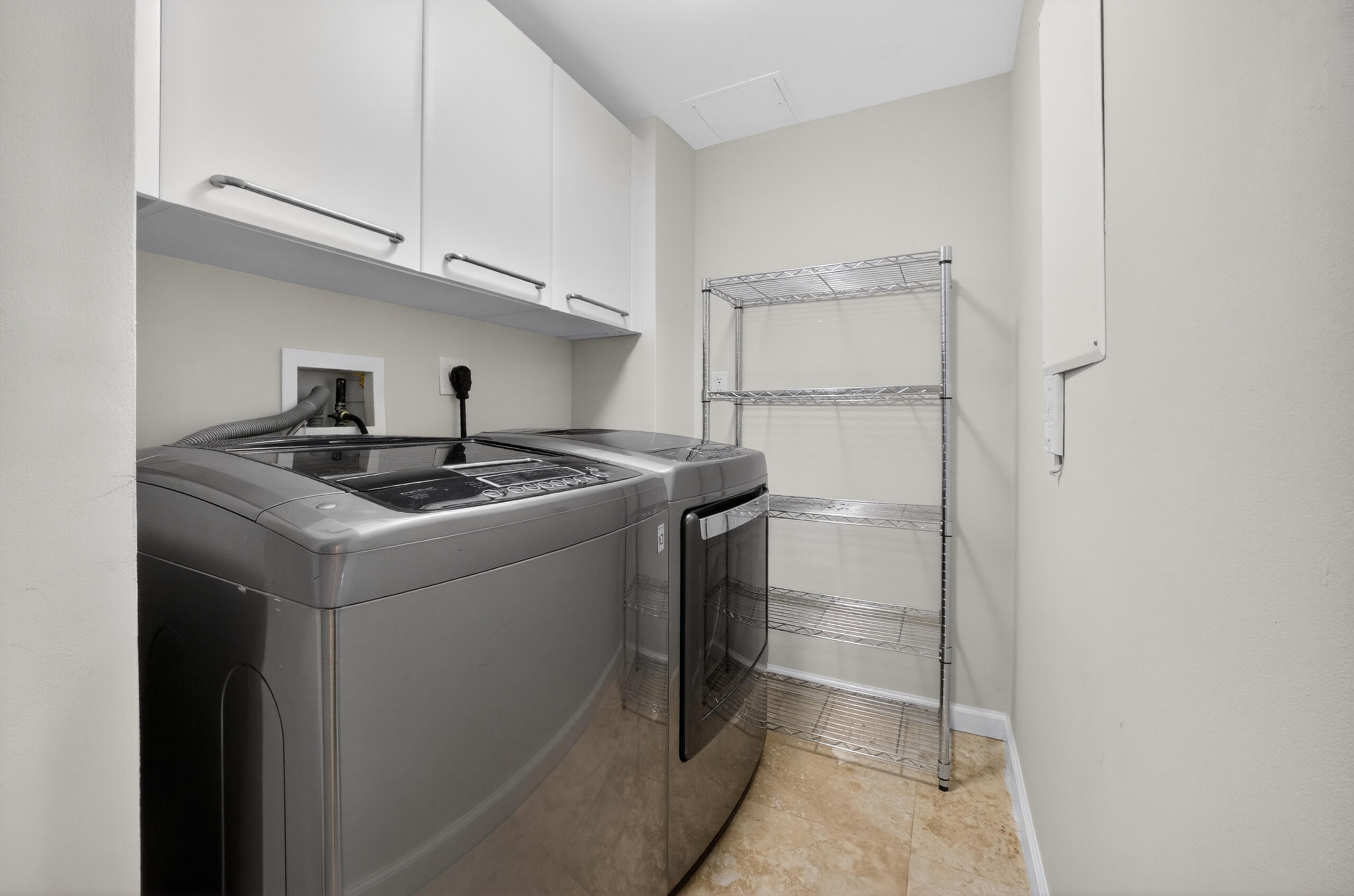45 HENDRICKS CONDO - Residential
