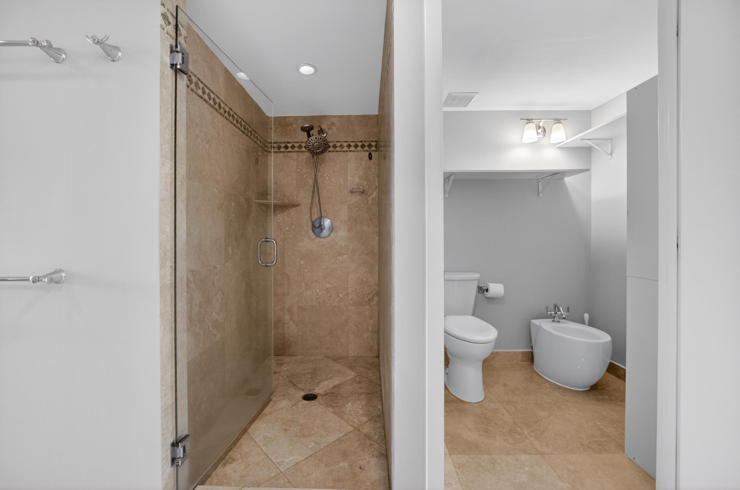 45 HENDRICKS CONDO - Residential