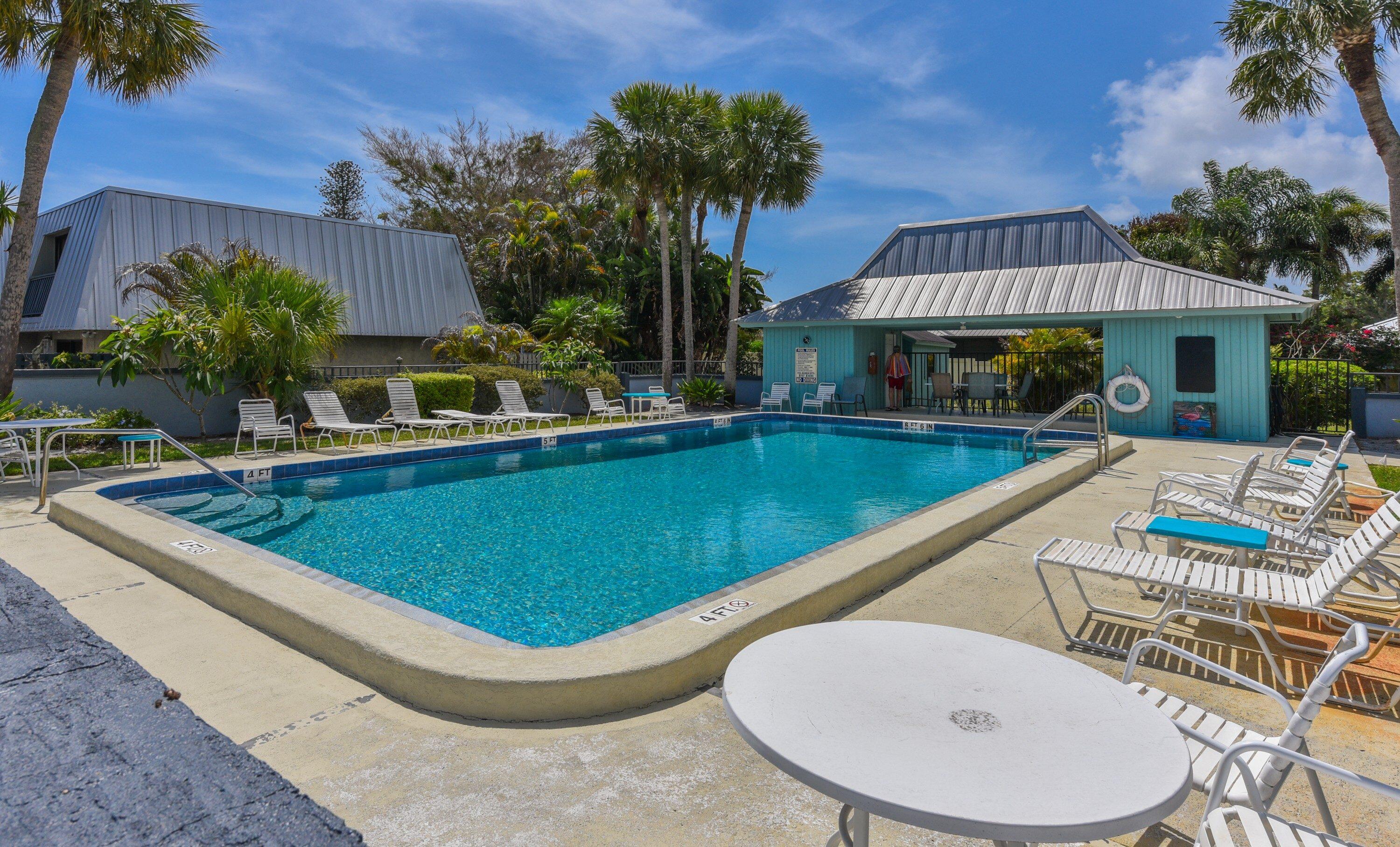 THE COURT YARDS CONDO - Residential