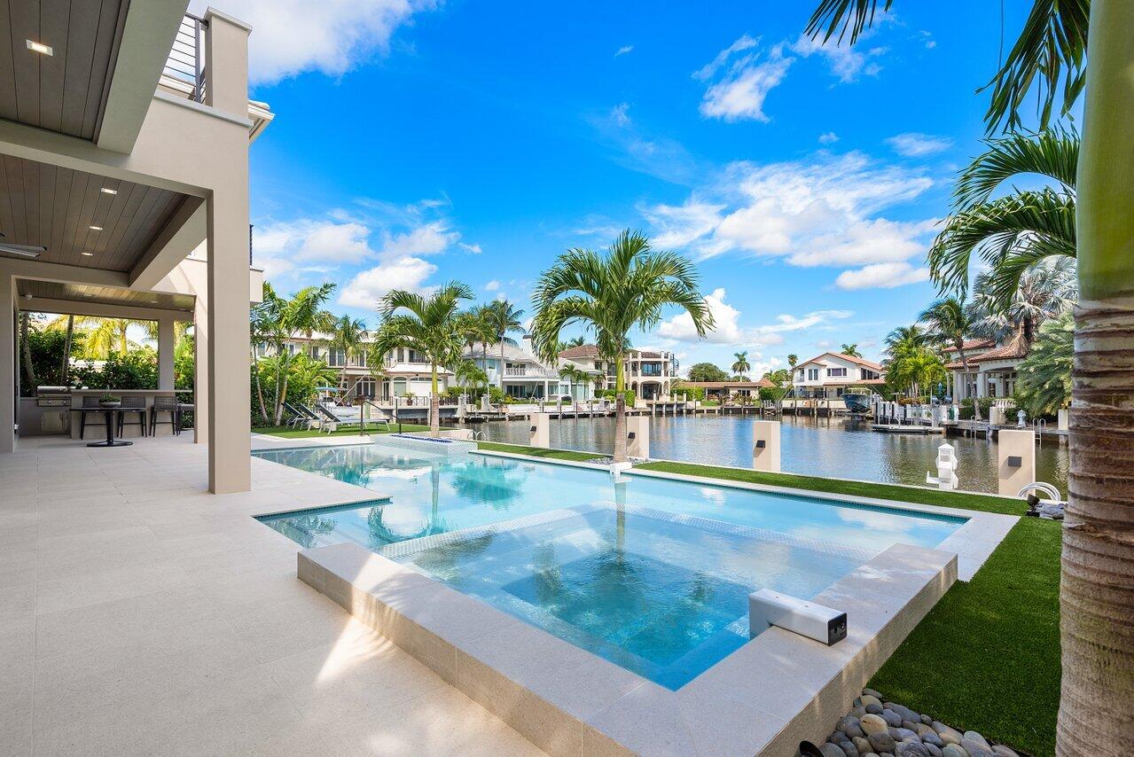 LAKE ROGERS ISLE UNIT A - Residential