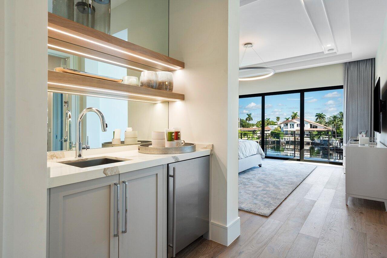 LAKE ROGERS ISLE UNIT A - Residential