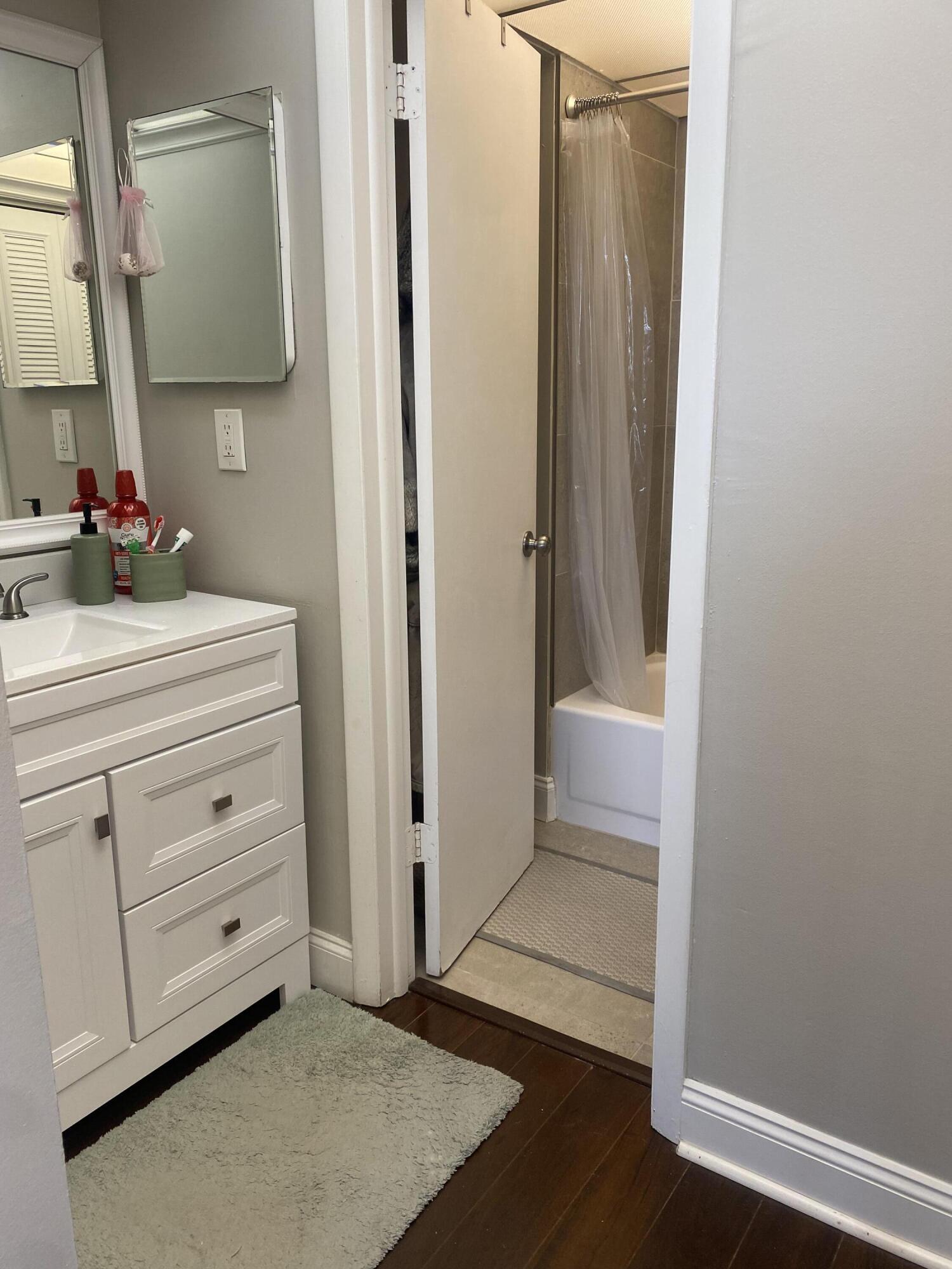 Boca Bayou - Residential Lease