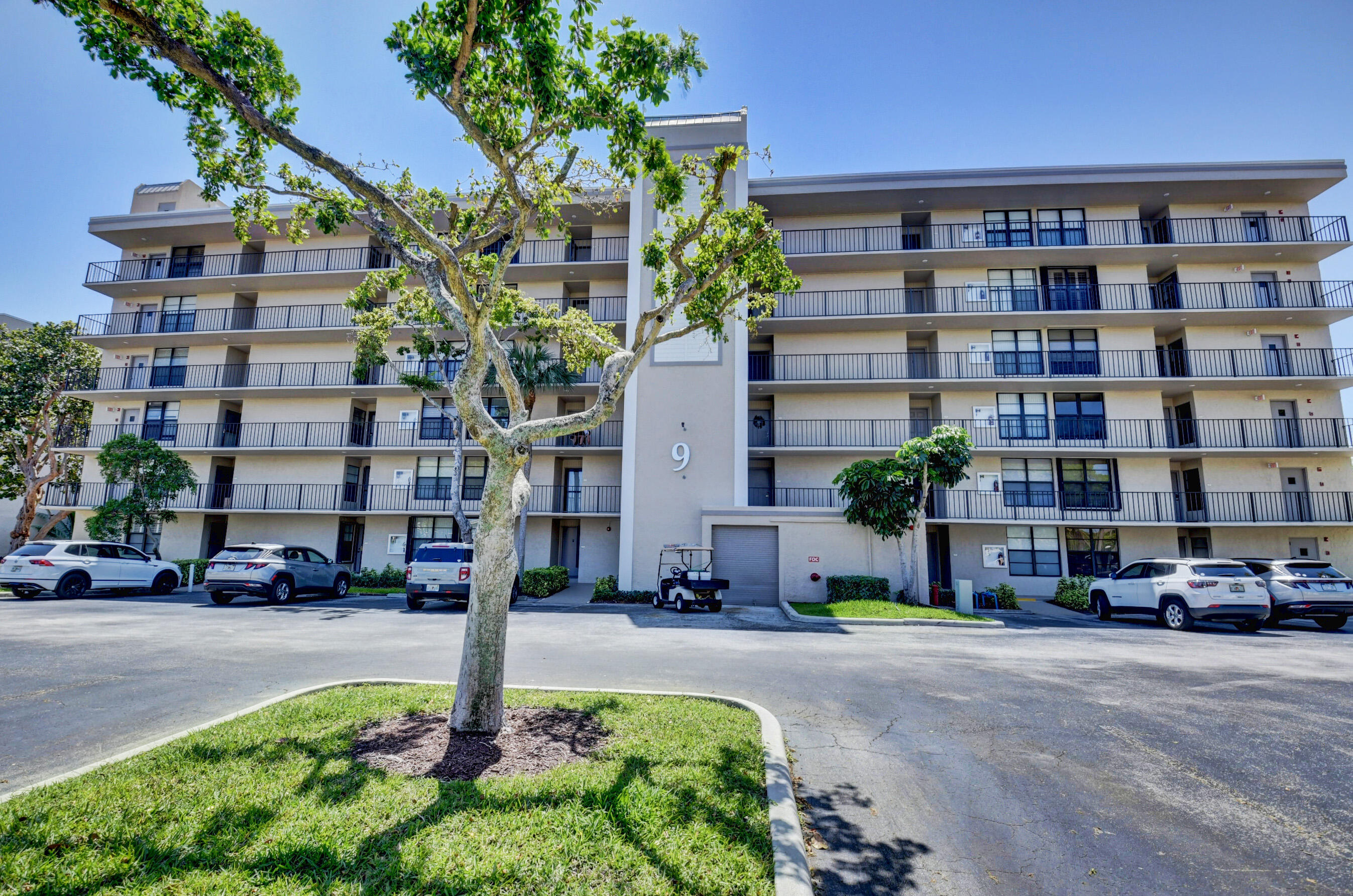 Boca Bayou - Residential Lease