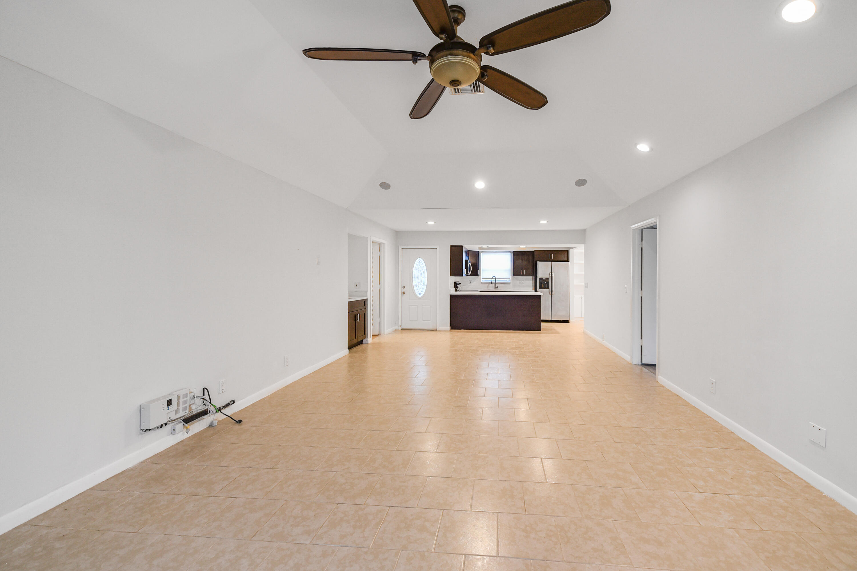 EASTPOINTE COUNTRY CLUB 1 - Residential