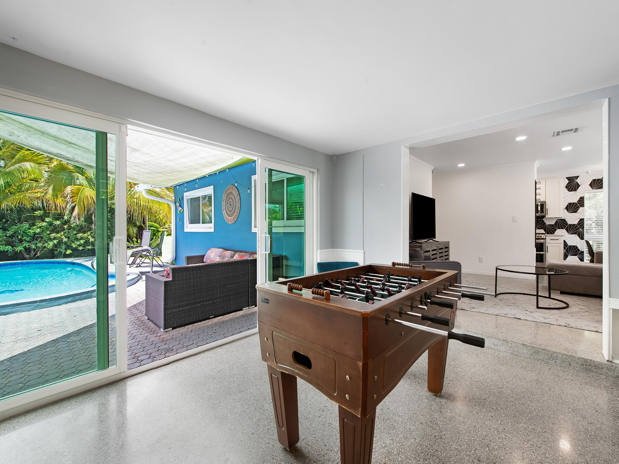BOULEVARD ESTATES AMEN - Residential