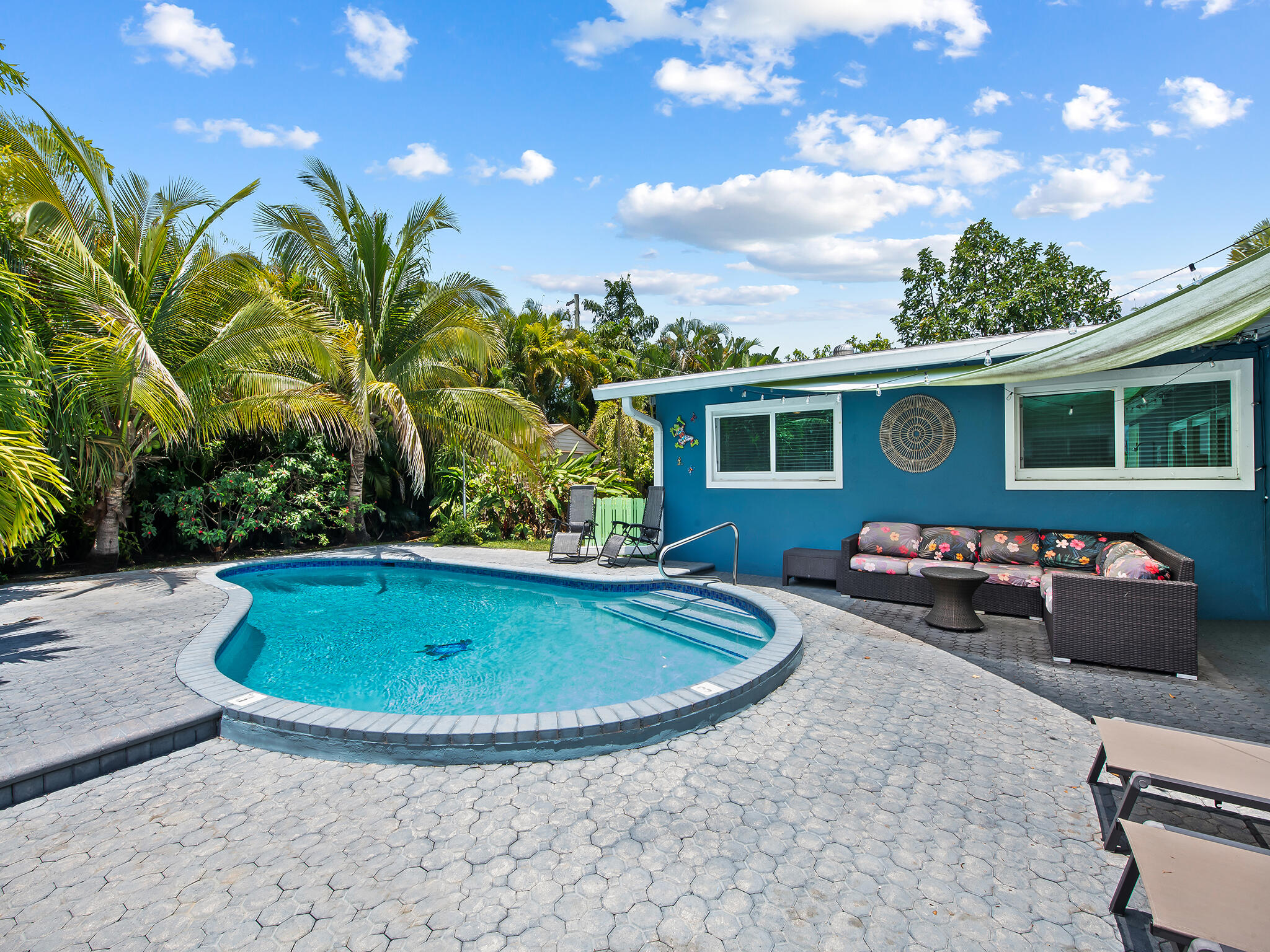 BOULEVARD ESTATES AMEN - Residential