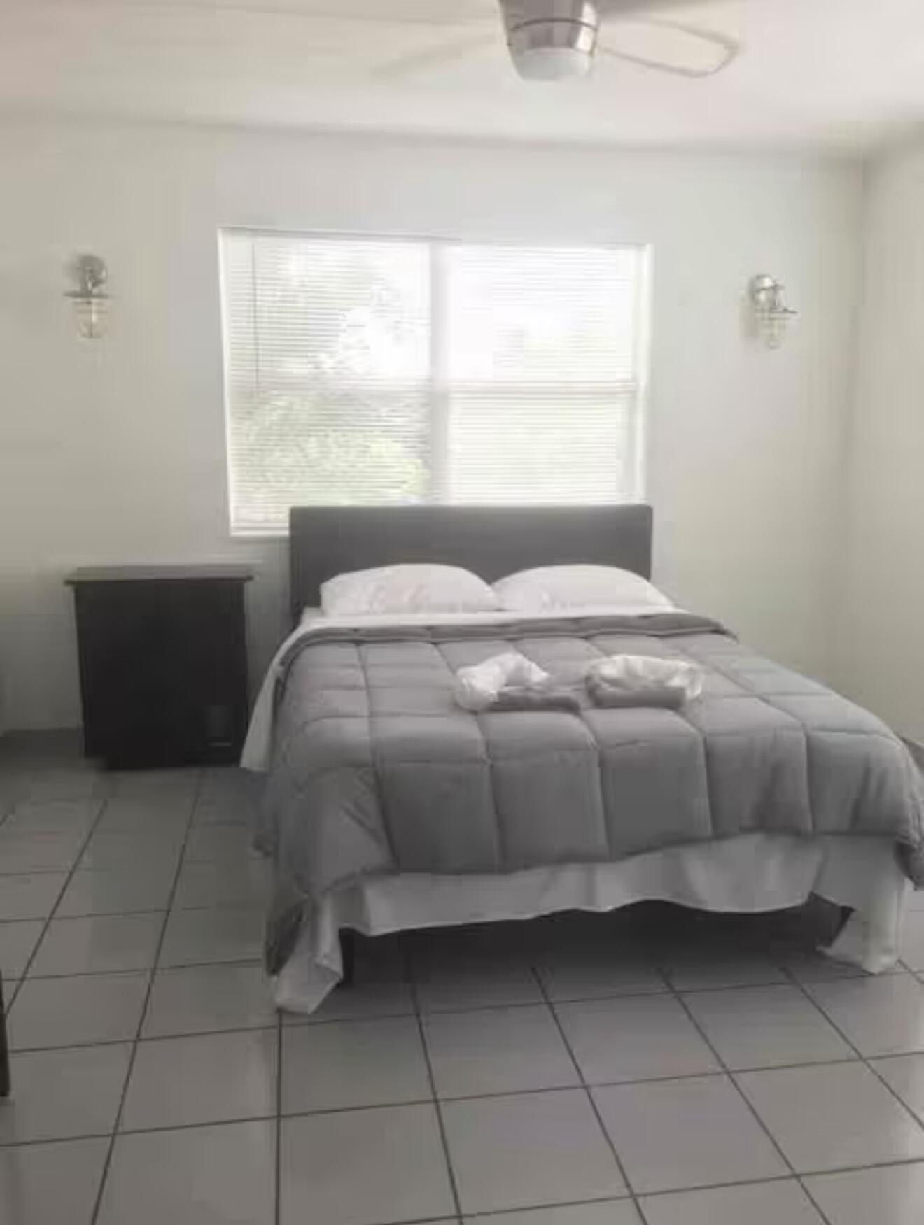TOWN OF MODELO (DANIA) B-49 - Residential Income