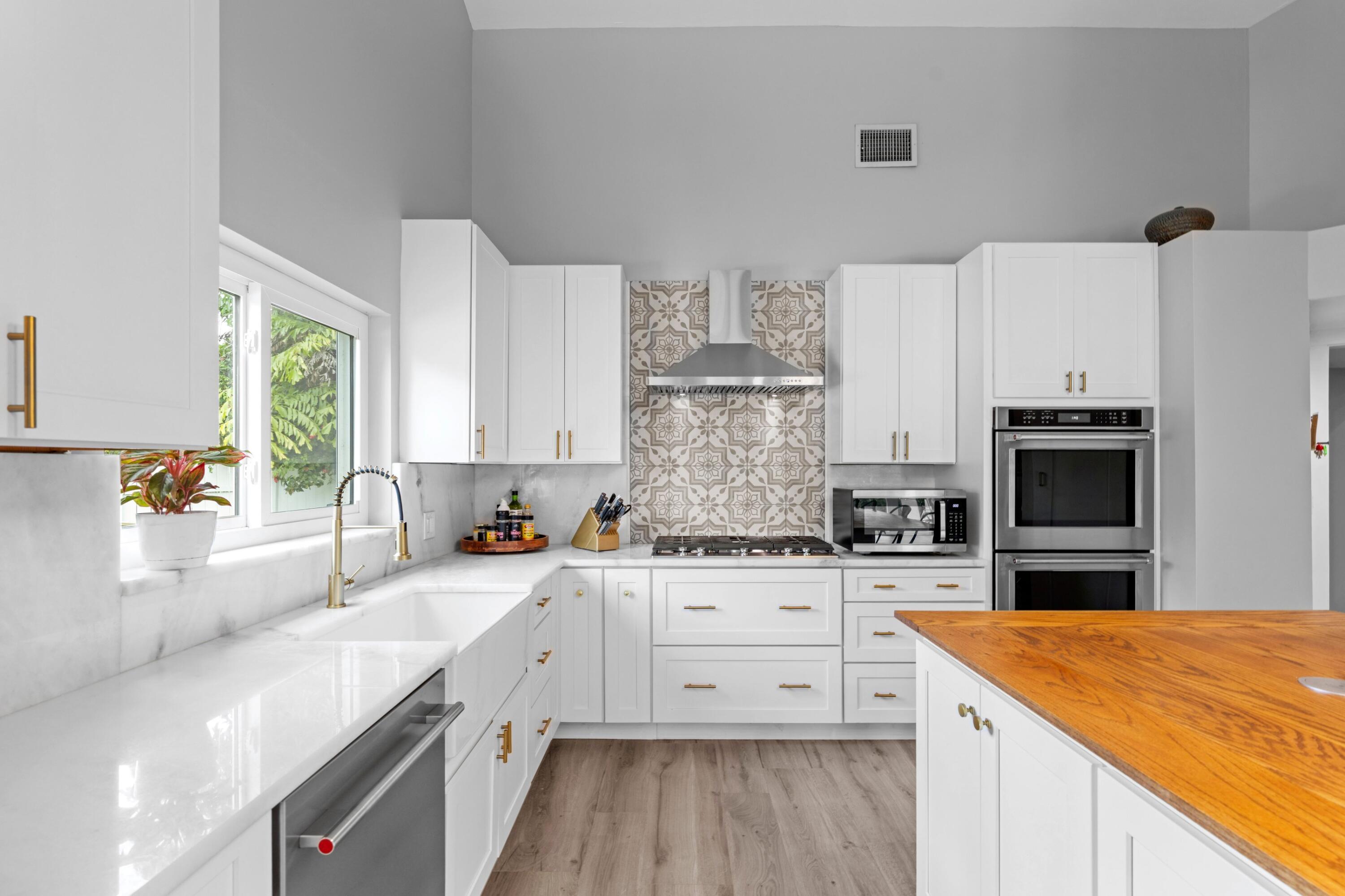 BOCA LAKE ESTATES - Residential
