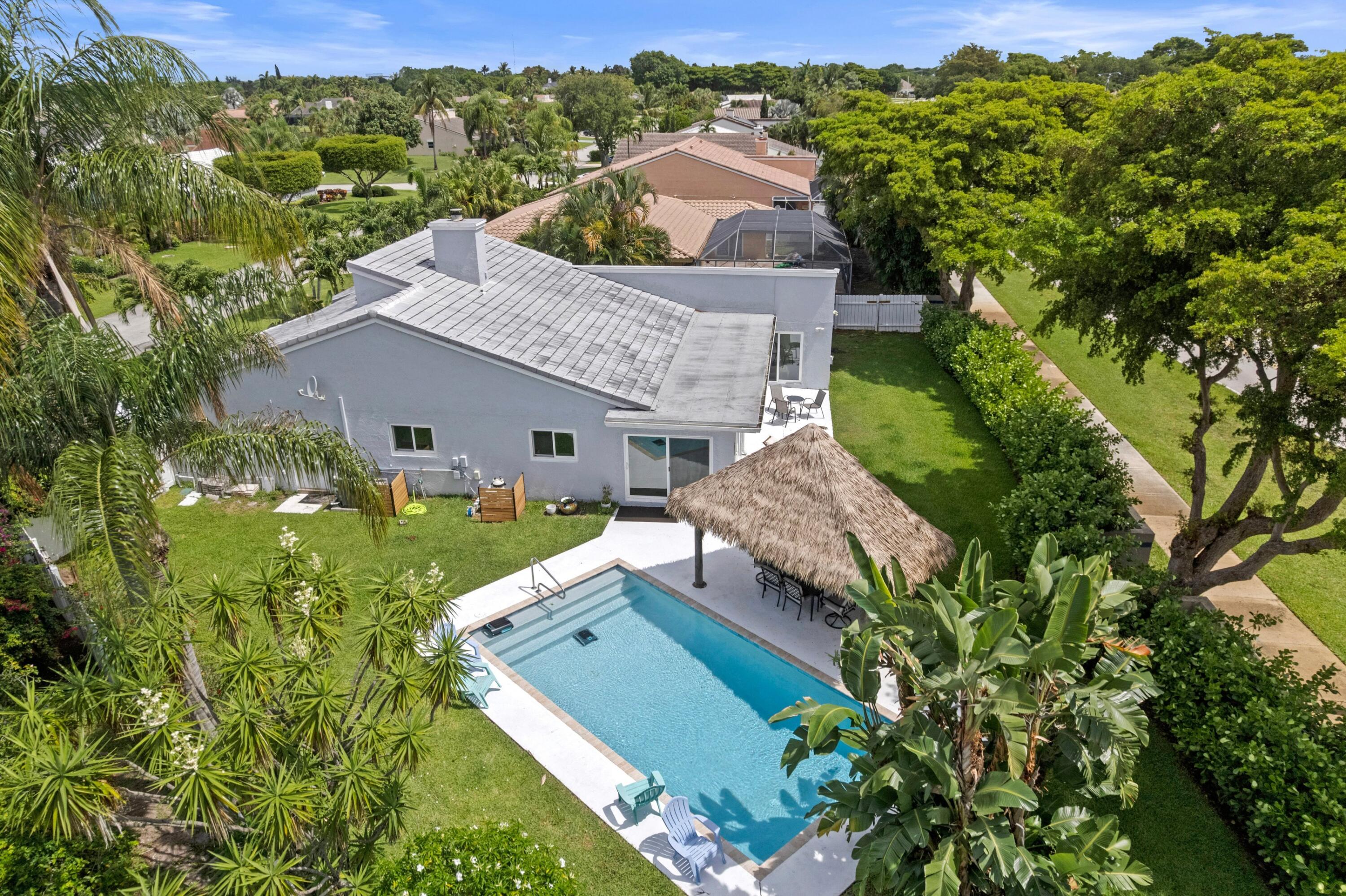 BOCA LAKE ESTATES - Residential