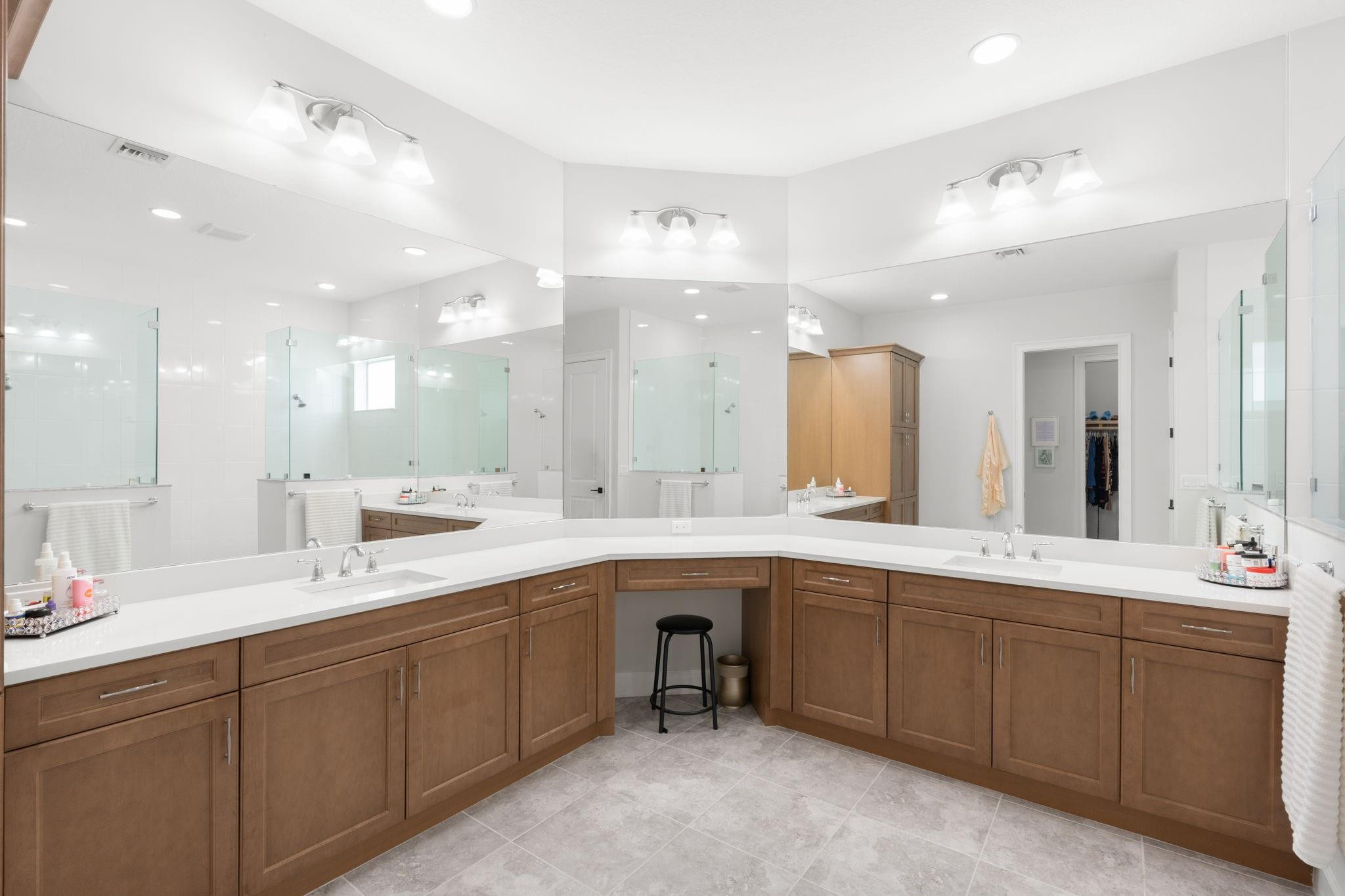 WESTLAKE - Residential