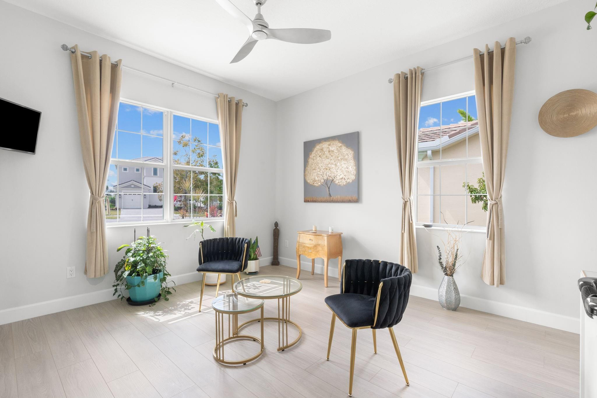 WESTLAKE - Residential