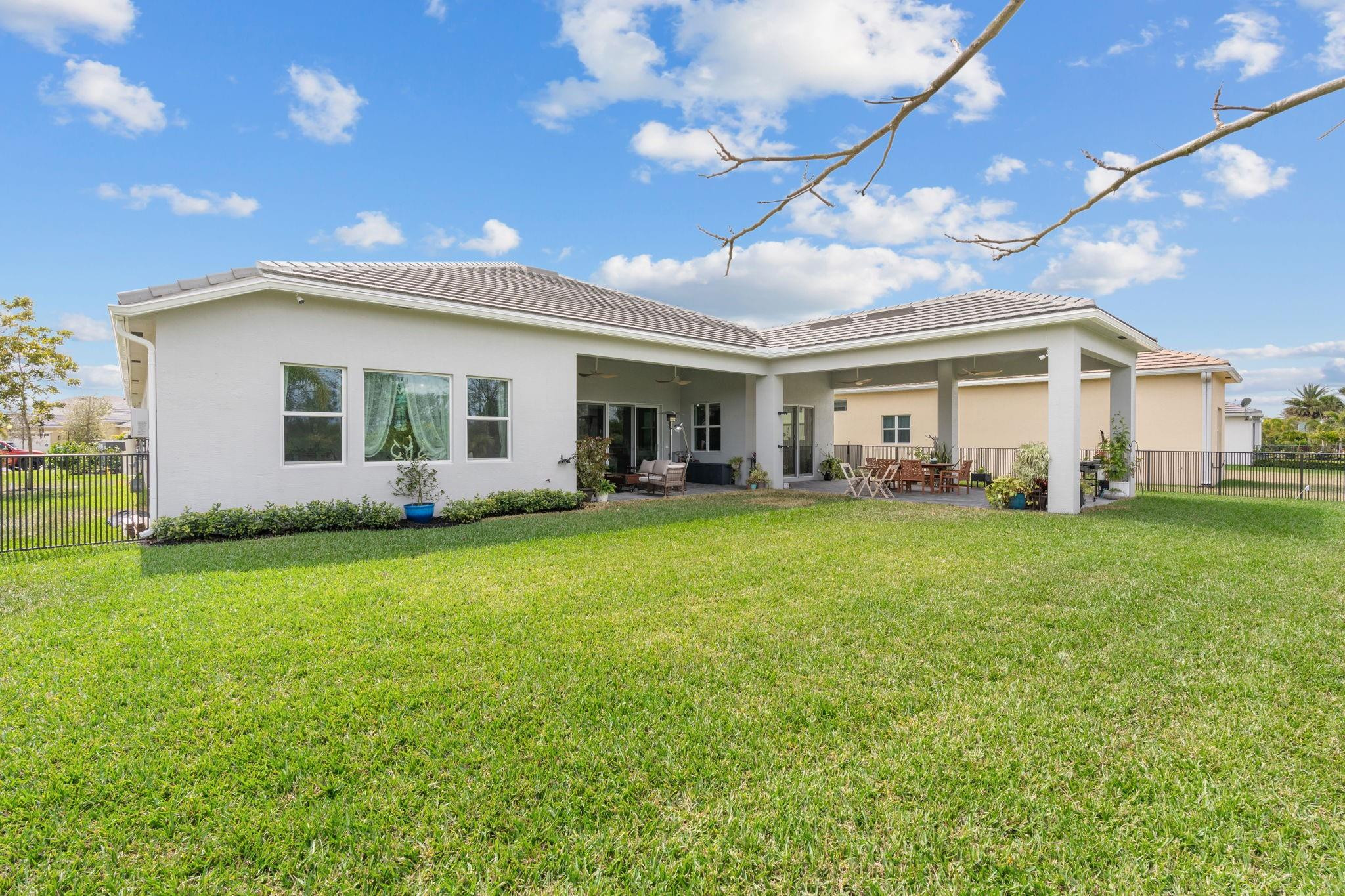 WESTLAKE - Residential