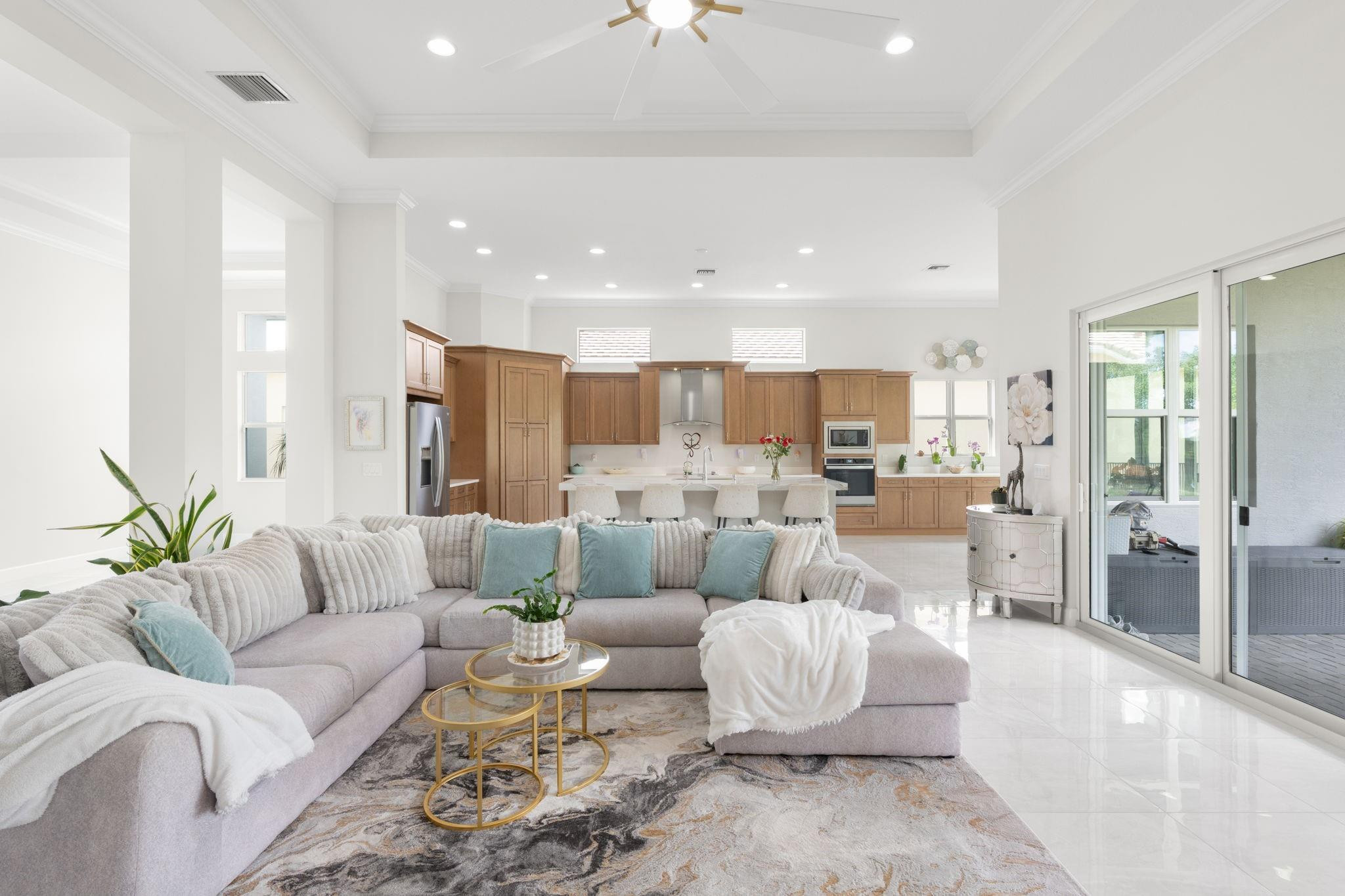 WESTLAKE - Residential