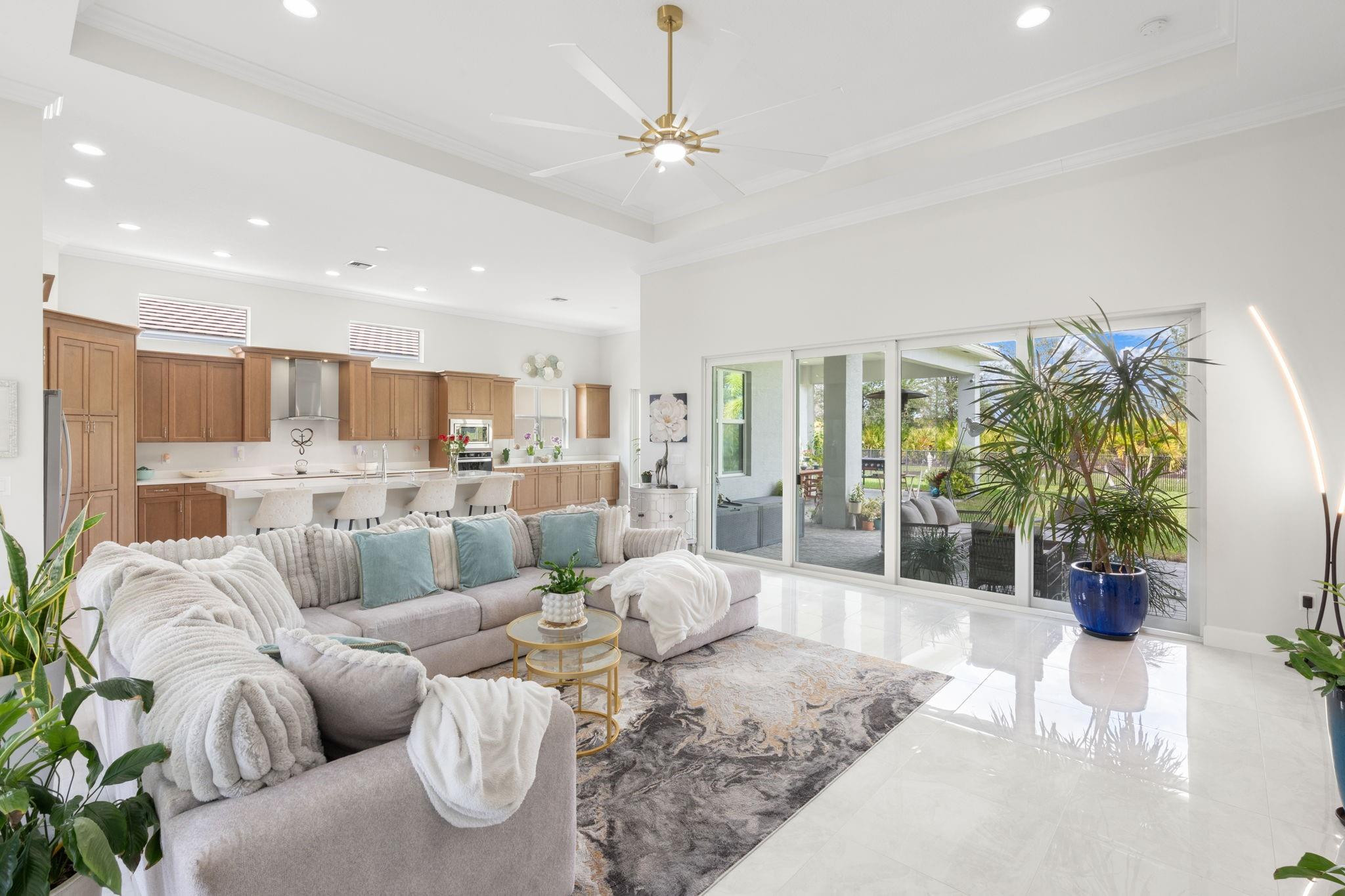 WESTLAKE - Residential
