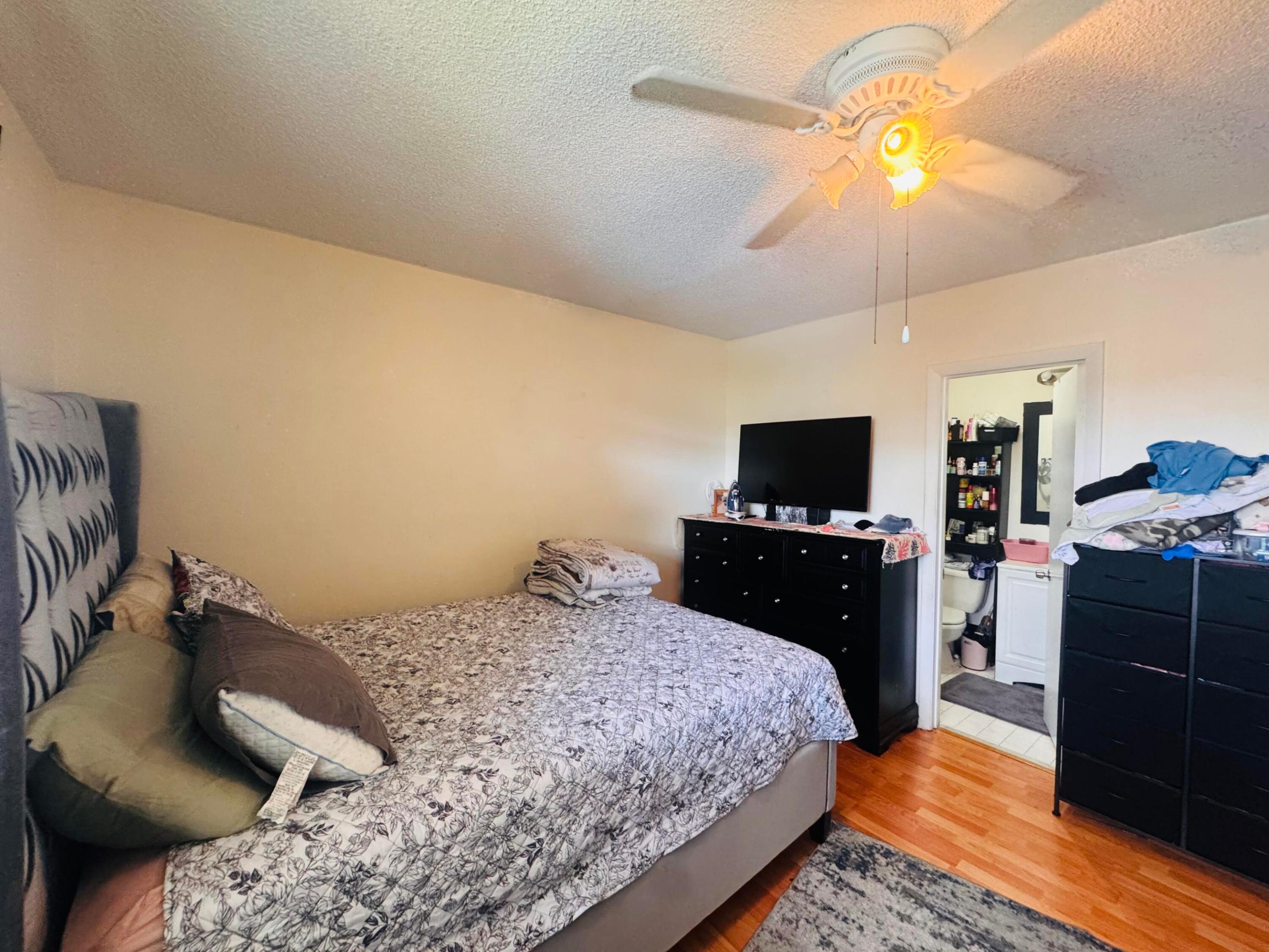 VERSAILLES GARDENS CONDO - Residential