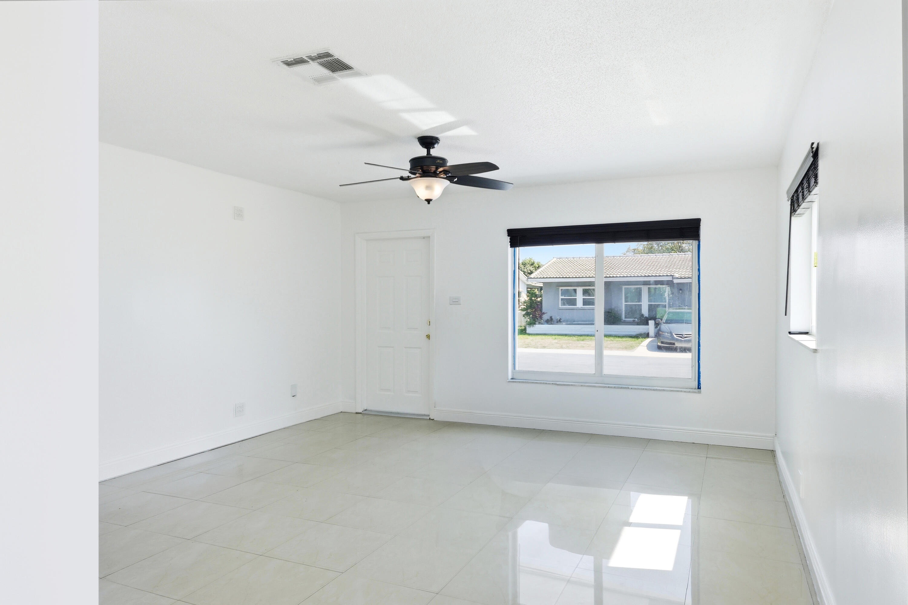 MAINLANDS OF TAMARAC LAKES - Residential