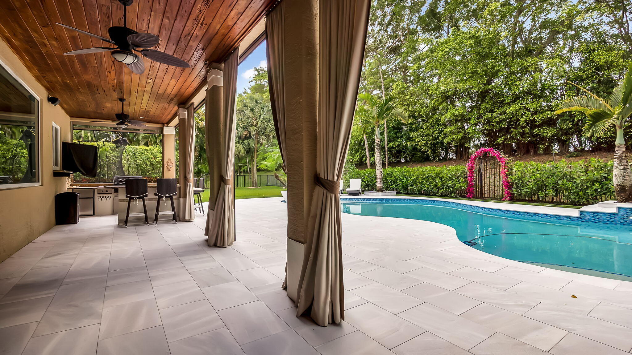 Saturnia Isles - Residential