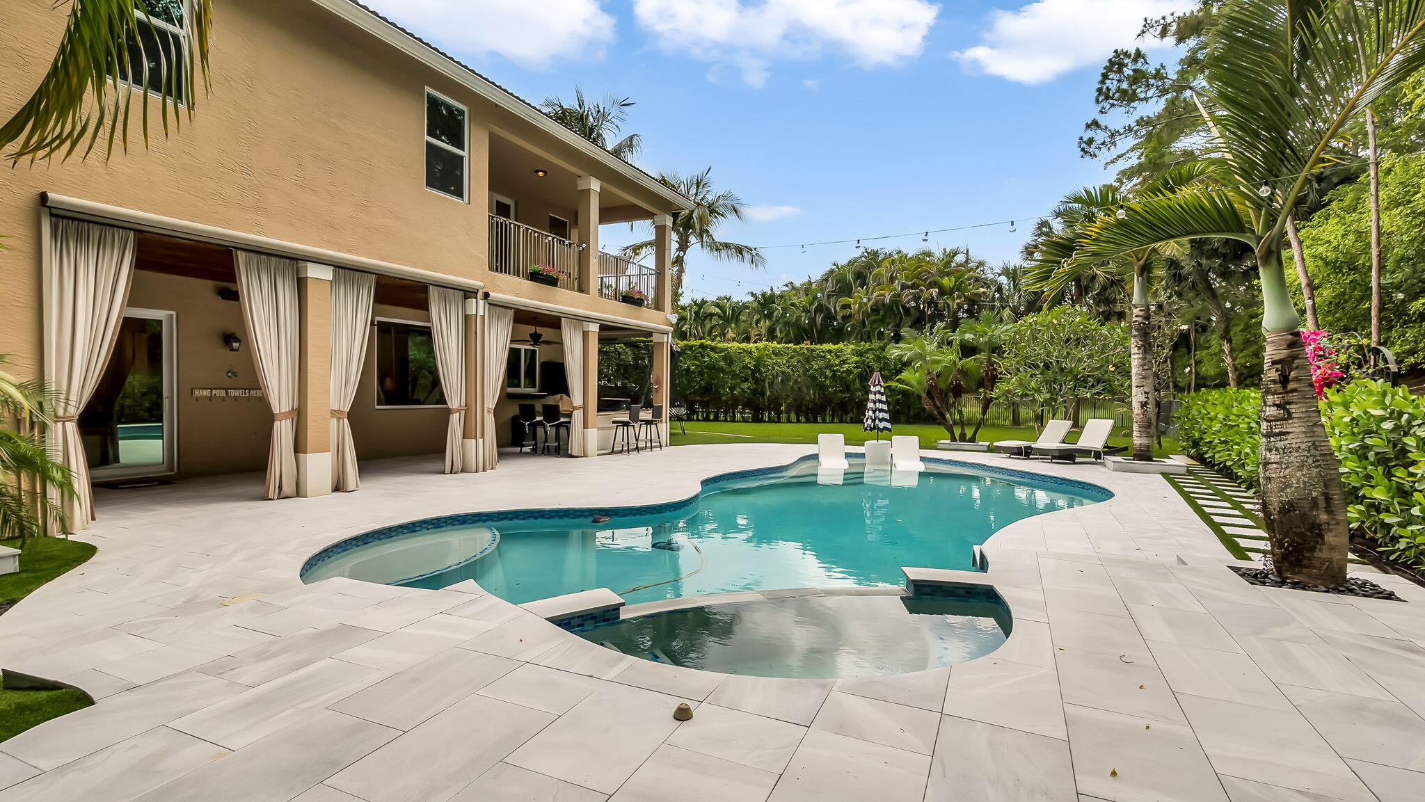 Saturnia Isles - Residential