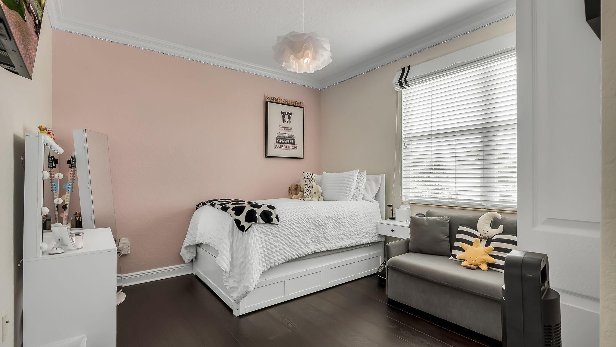 Saturnia Isles - Residential