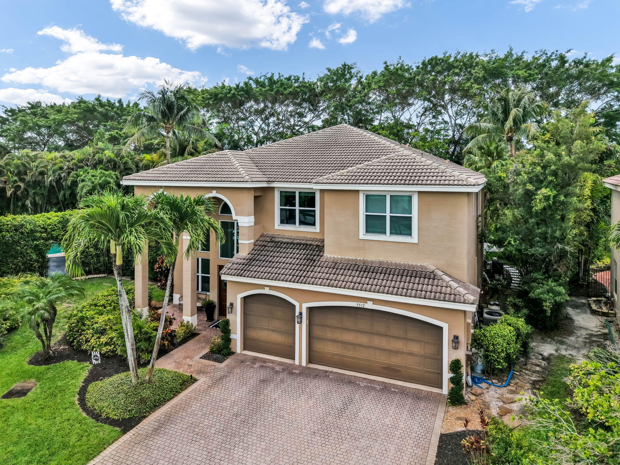 Saturnia Isles - Residential