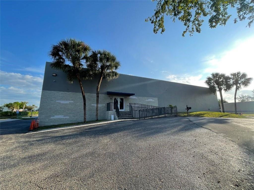 Office/Warehouse building located east of 441 on Commercial BLVD. 5 Offices1 Conference Room3 Restrooms1 Kitchen (Refrigerator, sink, and dishwasher)1 IT Room 2 Commercial Garage Doors 1 Loading Dock1 RampPrewired for securitySecurity Cameras