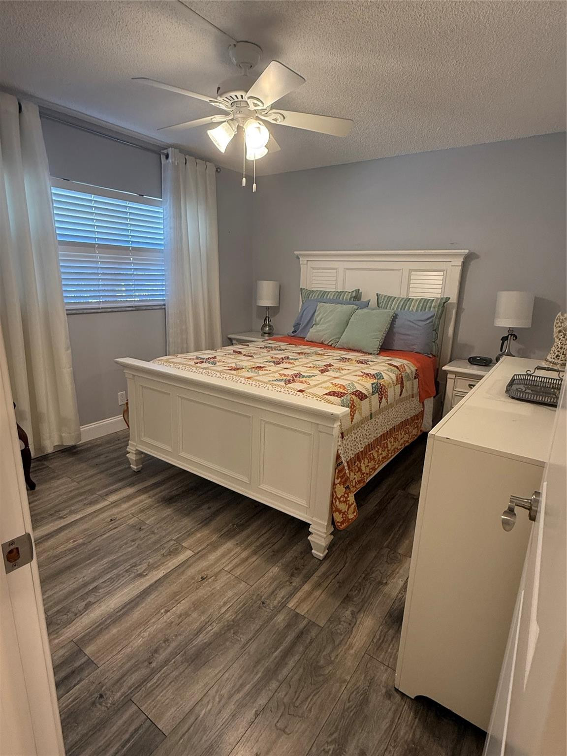 VILLAGES OF ORIOLE ABBEY CONDO - Residential