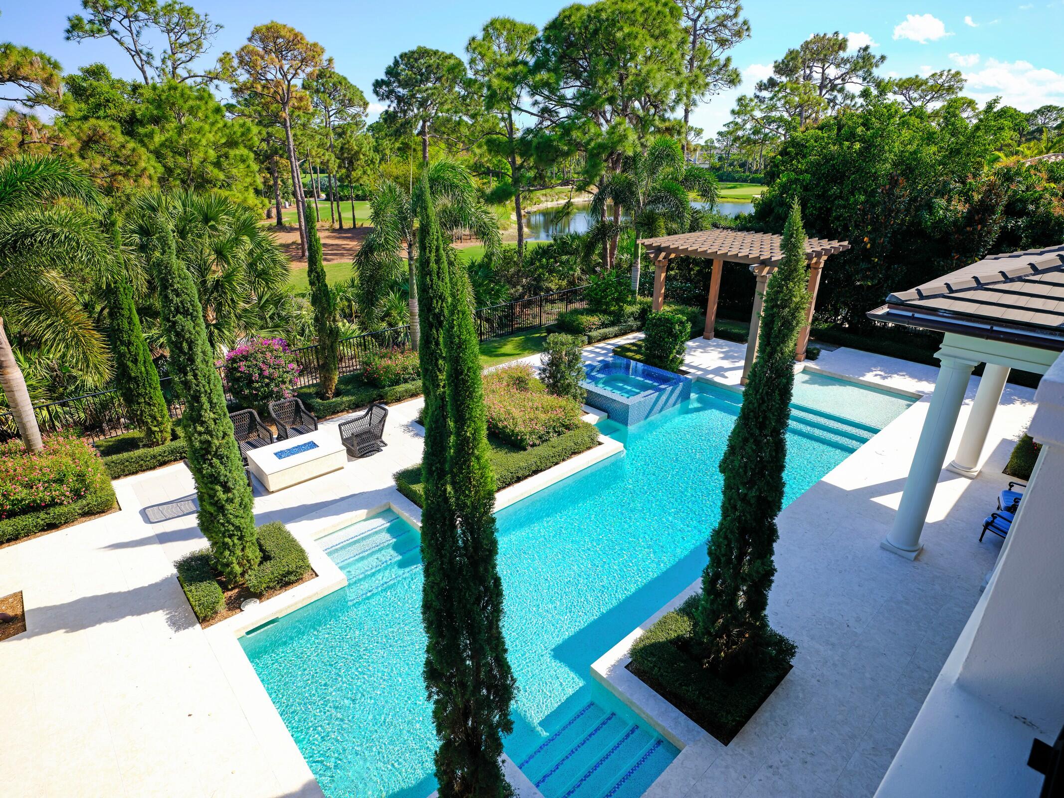 BEARS CLUB - Residential