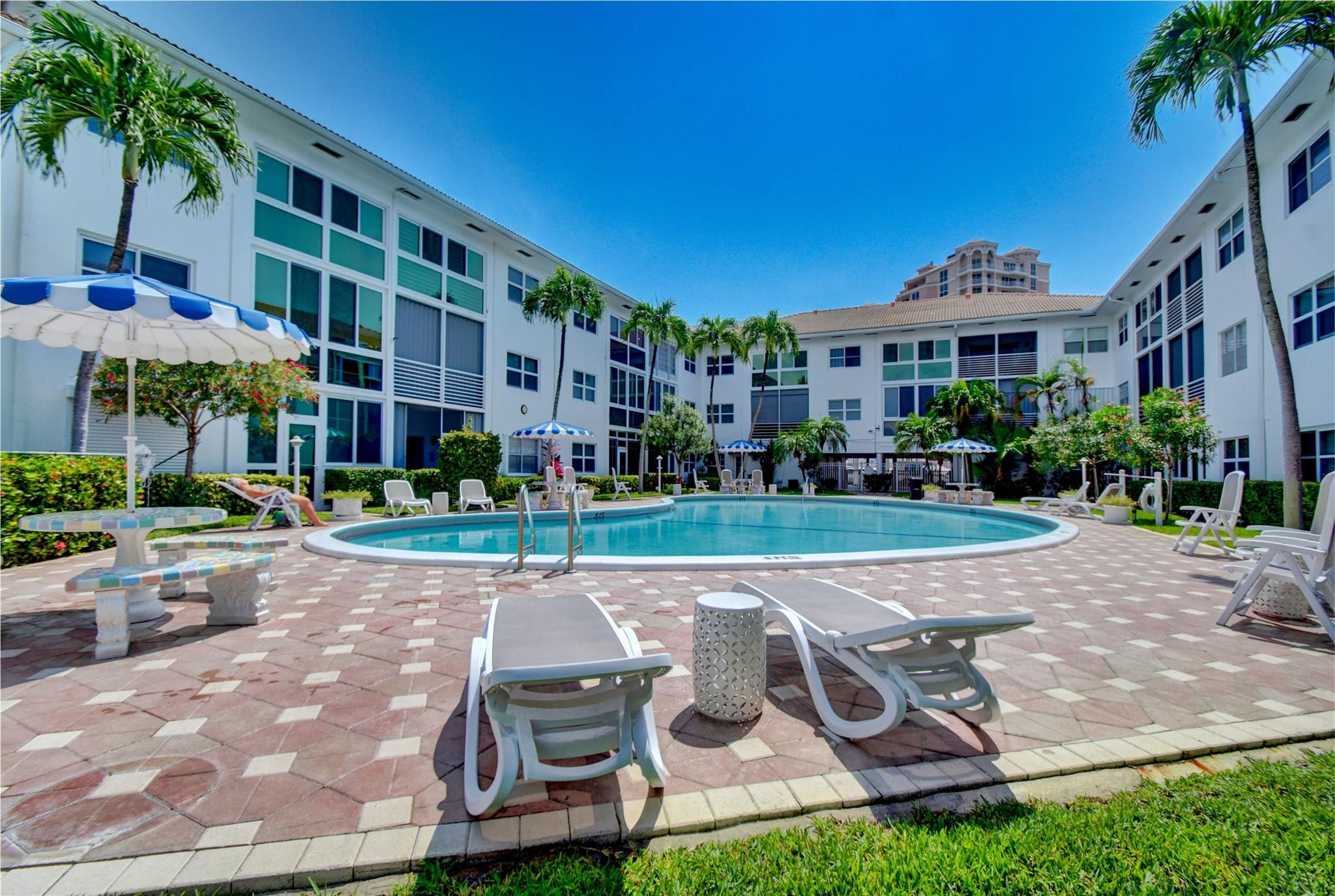 NORTH LEISURE GARDENS CONDO - Residential