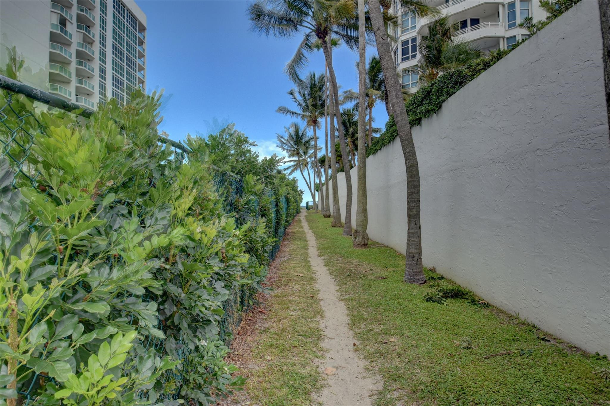 NORTH LEISURE GARDENS CONDO - Residential