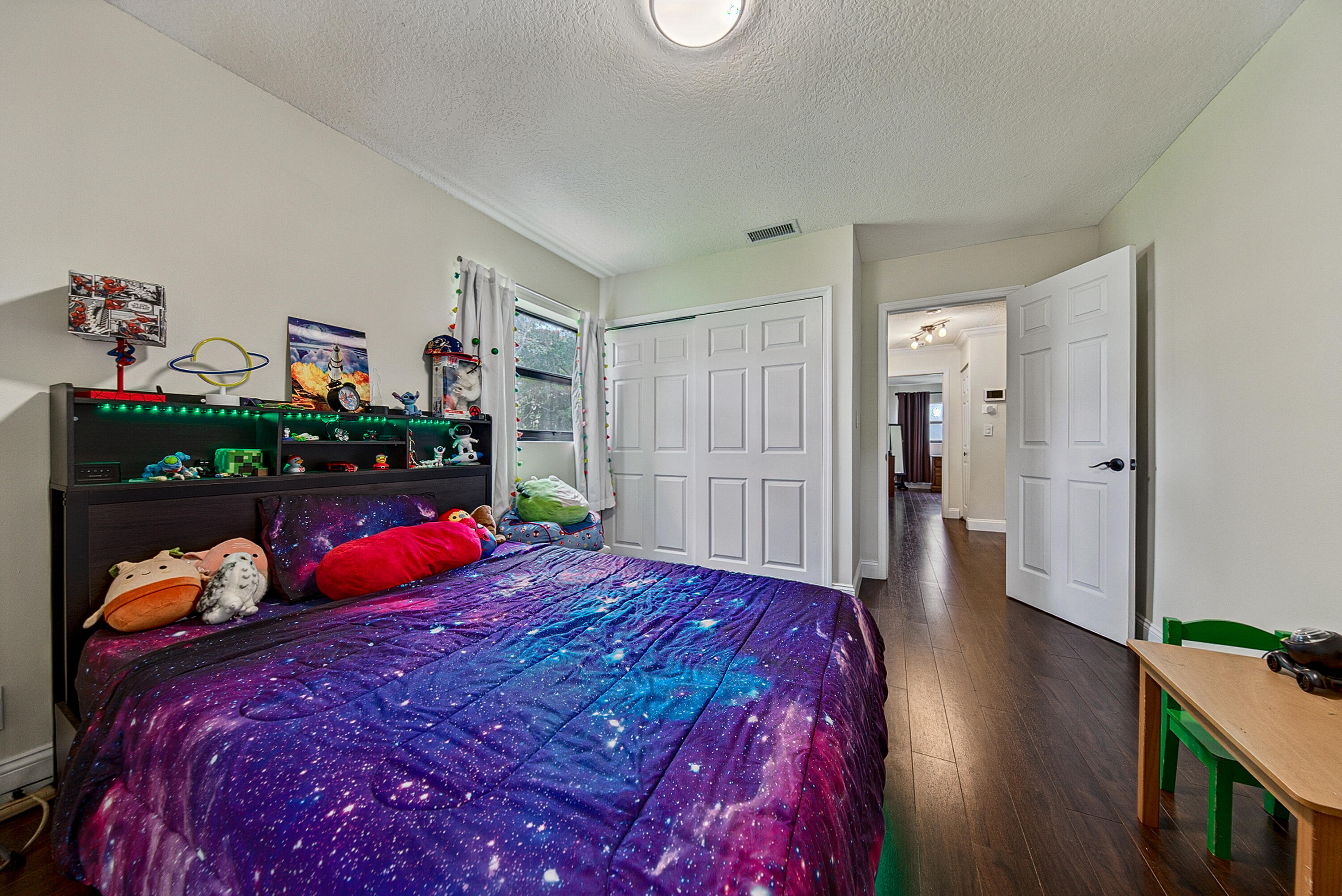 POND APPLE PLACE II CONDO - Residential