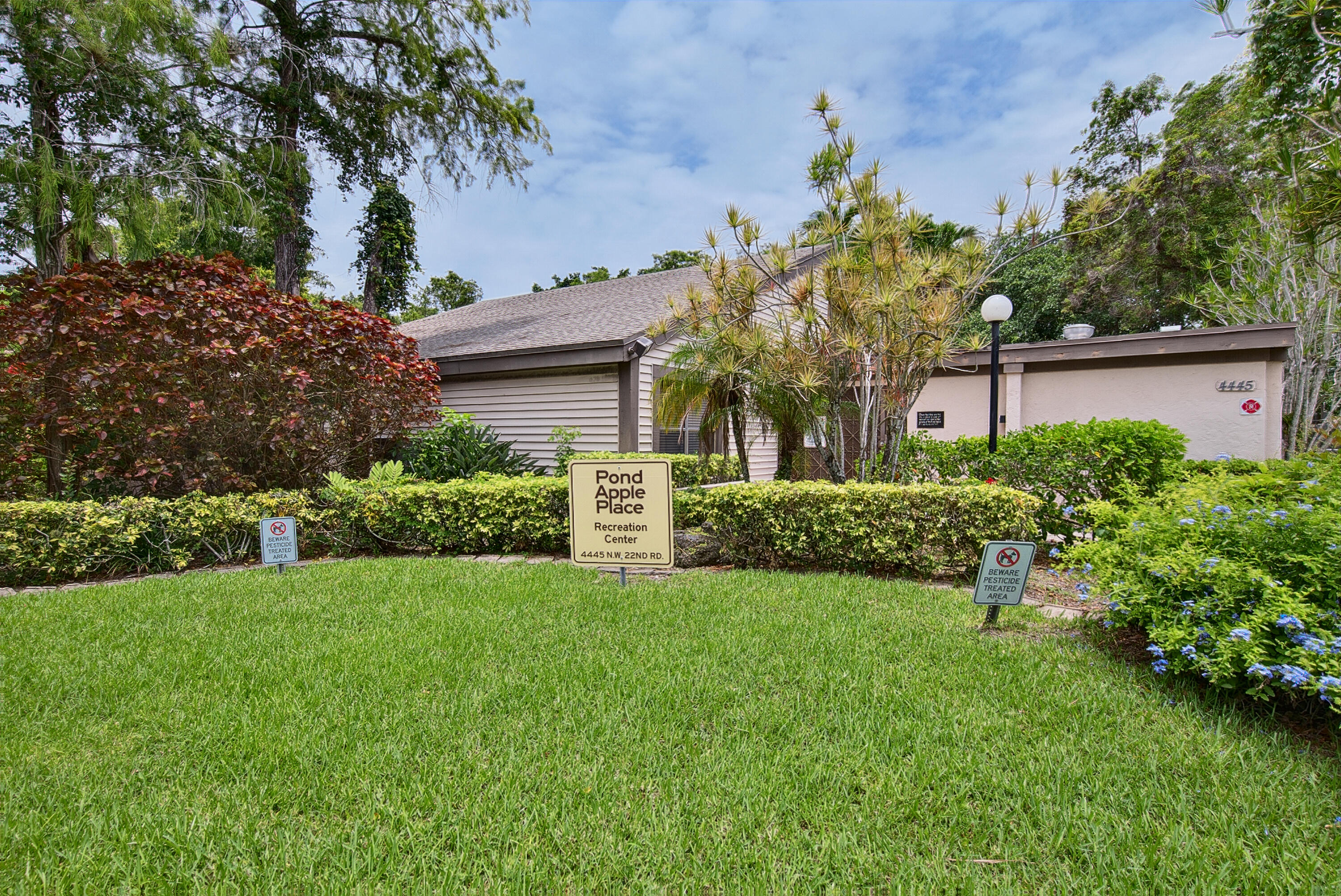 POND APPLE PLACE II CONDO - Residential