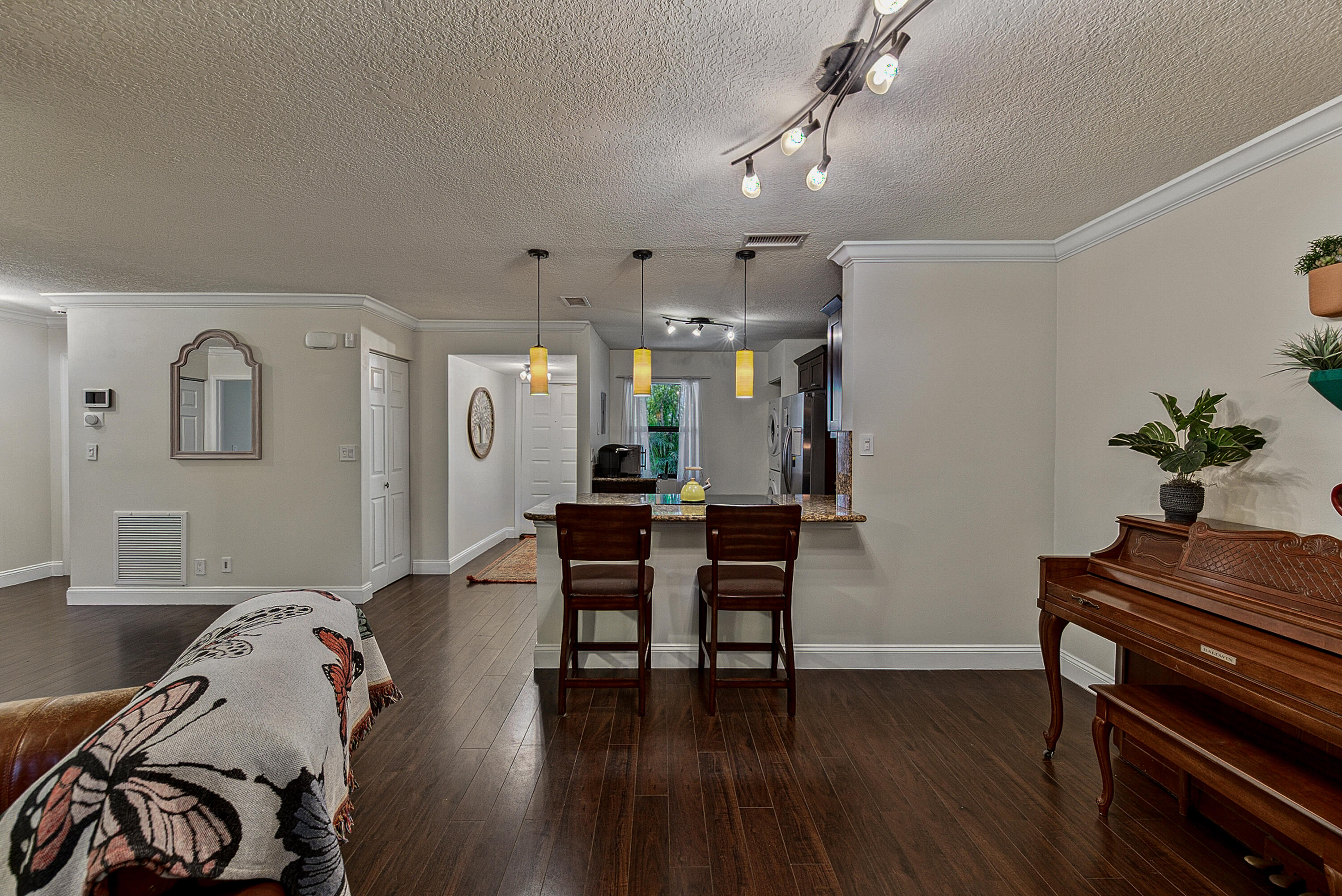 POND APPLE PLACE II CONDO - Residential