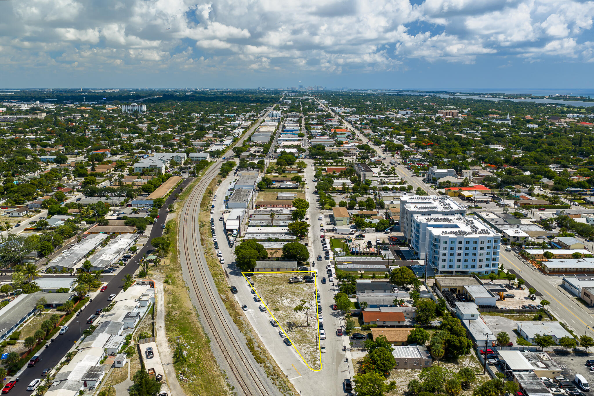 LAKE WORTH TOWN OF - Land