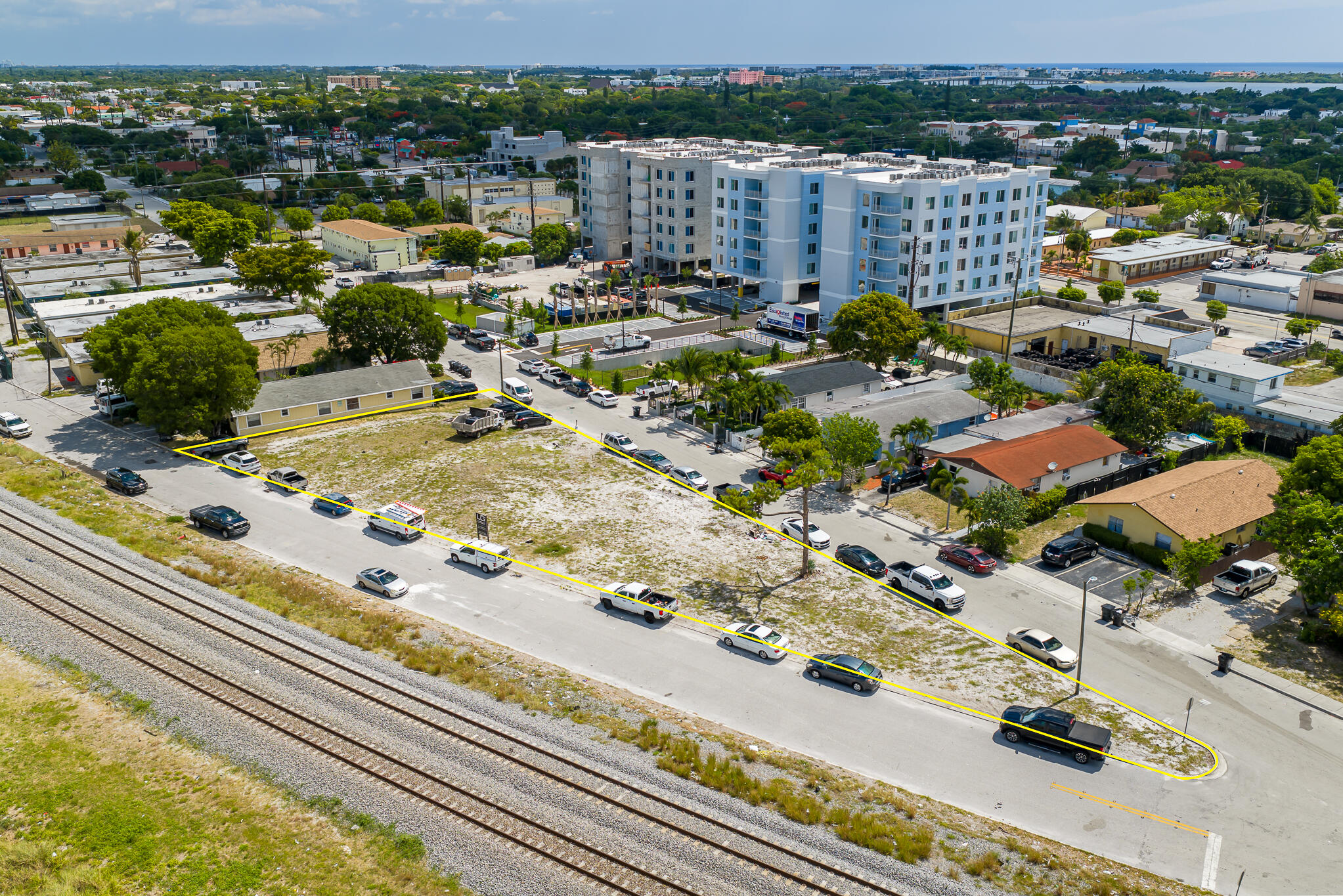 LAKE WORTH TOWN OF - Land