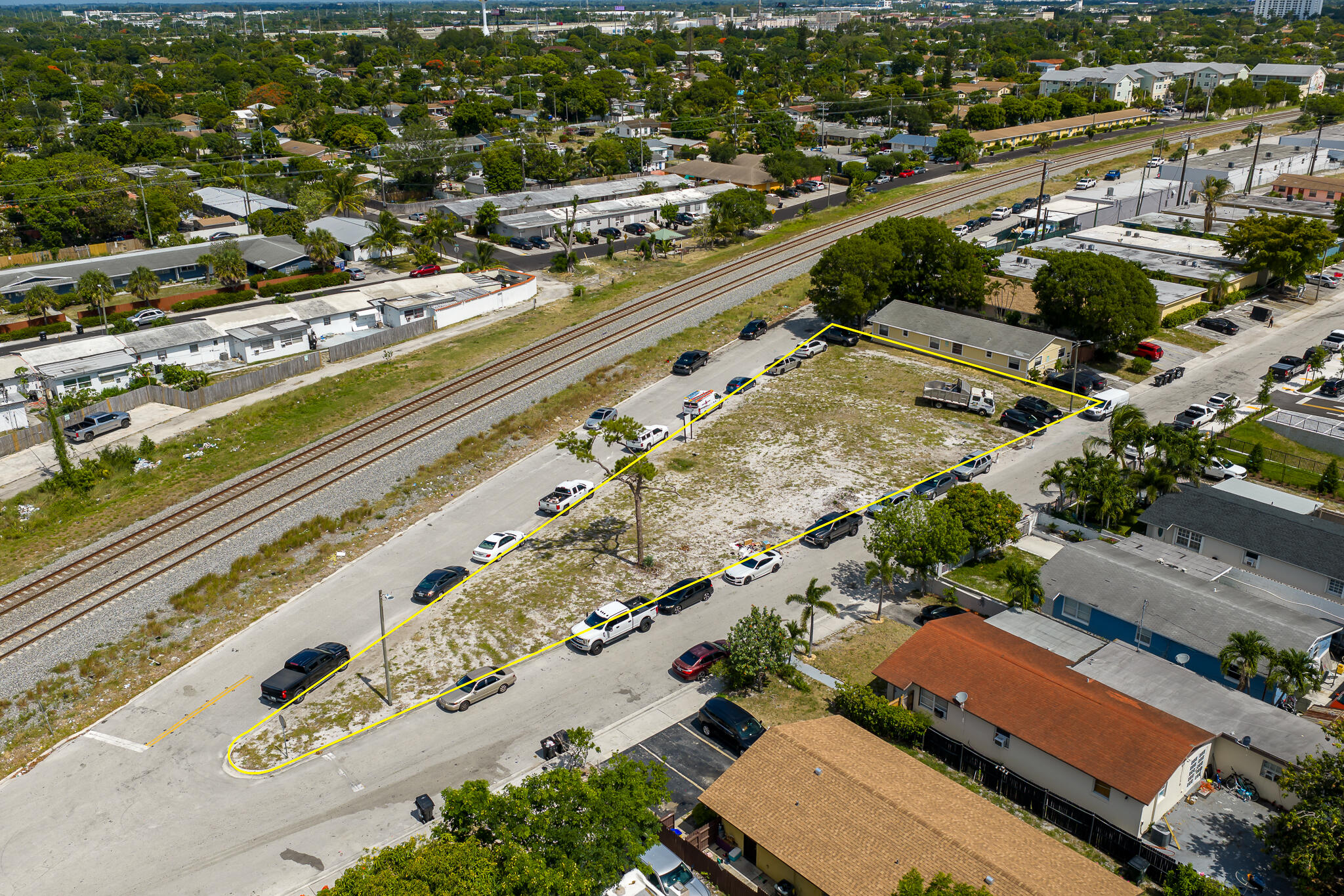 LAKE WORTH TOWN OF - Land