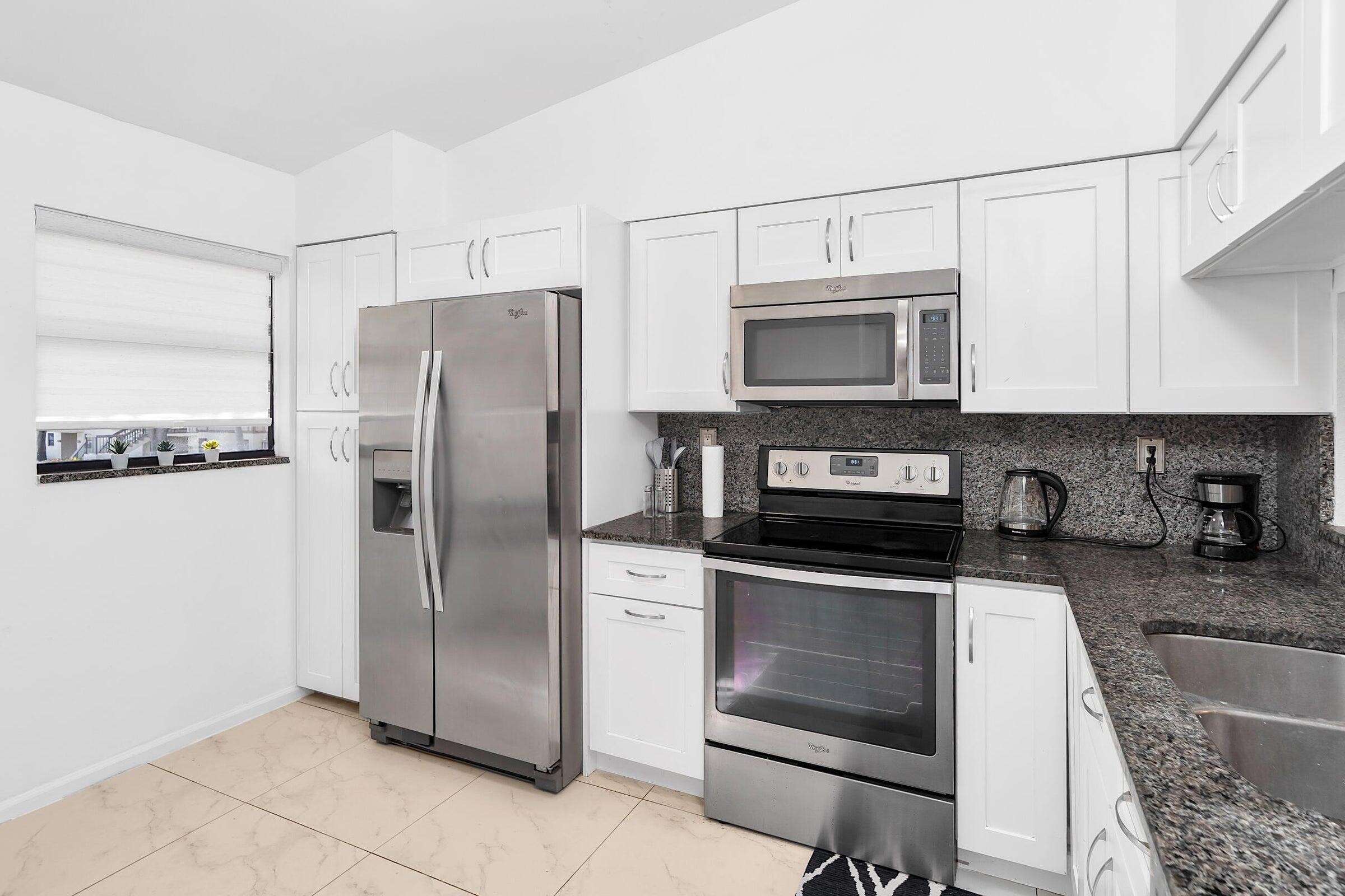 PARK AT WINDWOOD CONDO - Residential