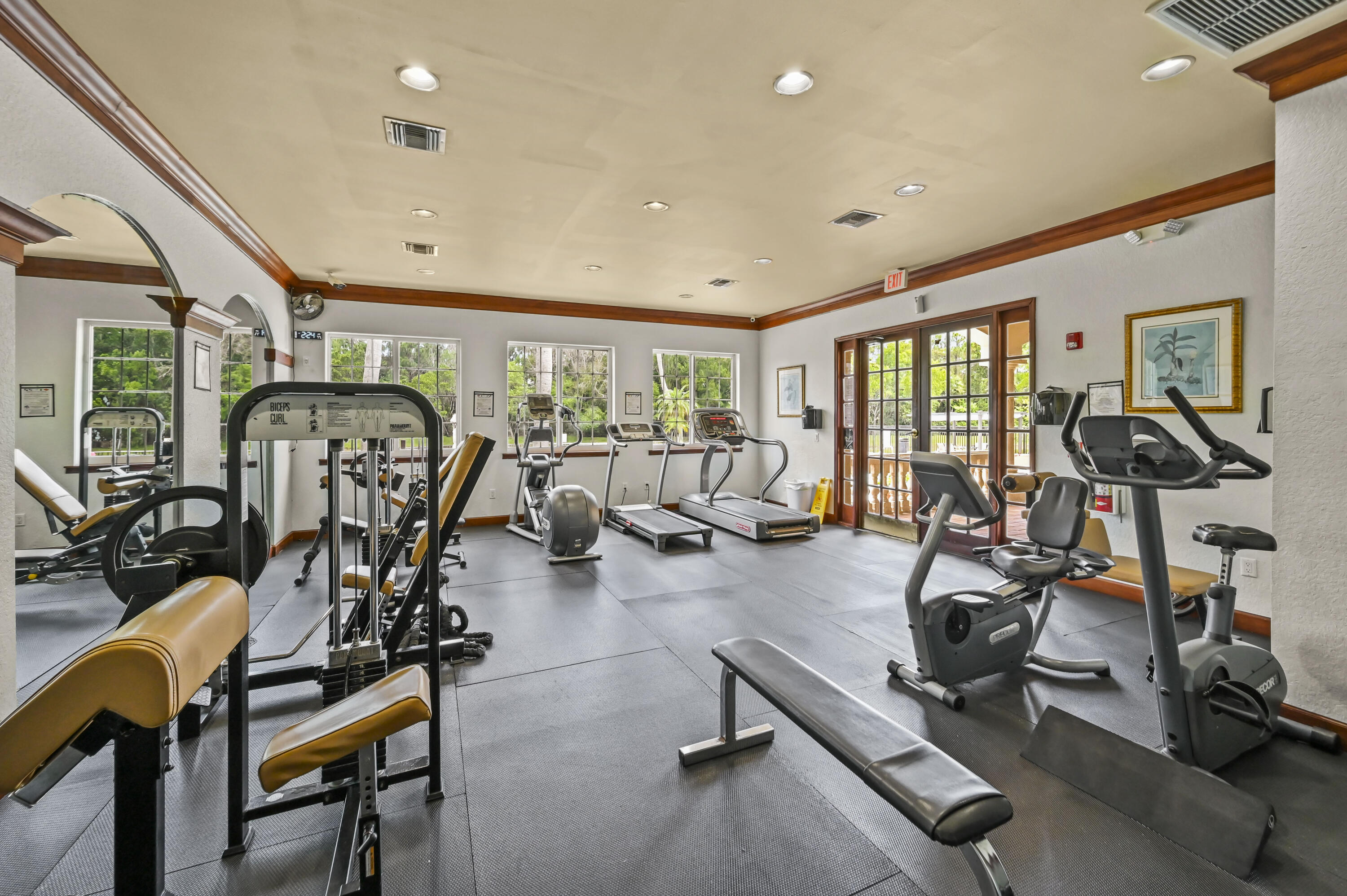 GRAND VIEW AT CRESTWOOD CONDO - Residential