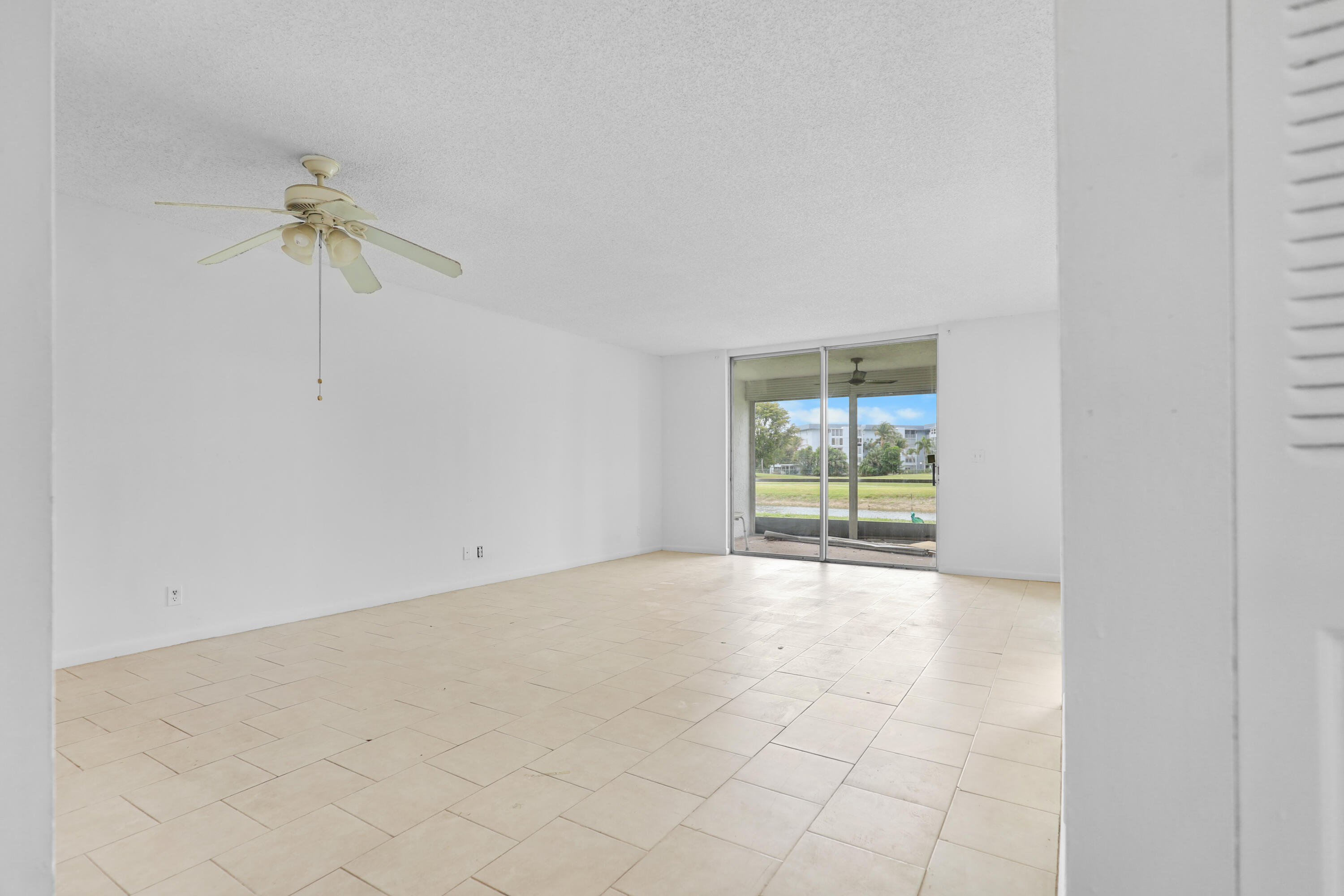 2 OF PALM SPRINGS 2 CONDO - Residential