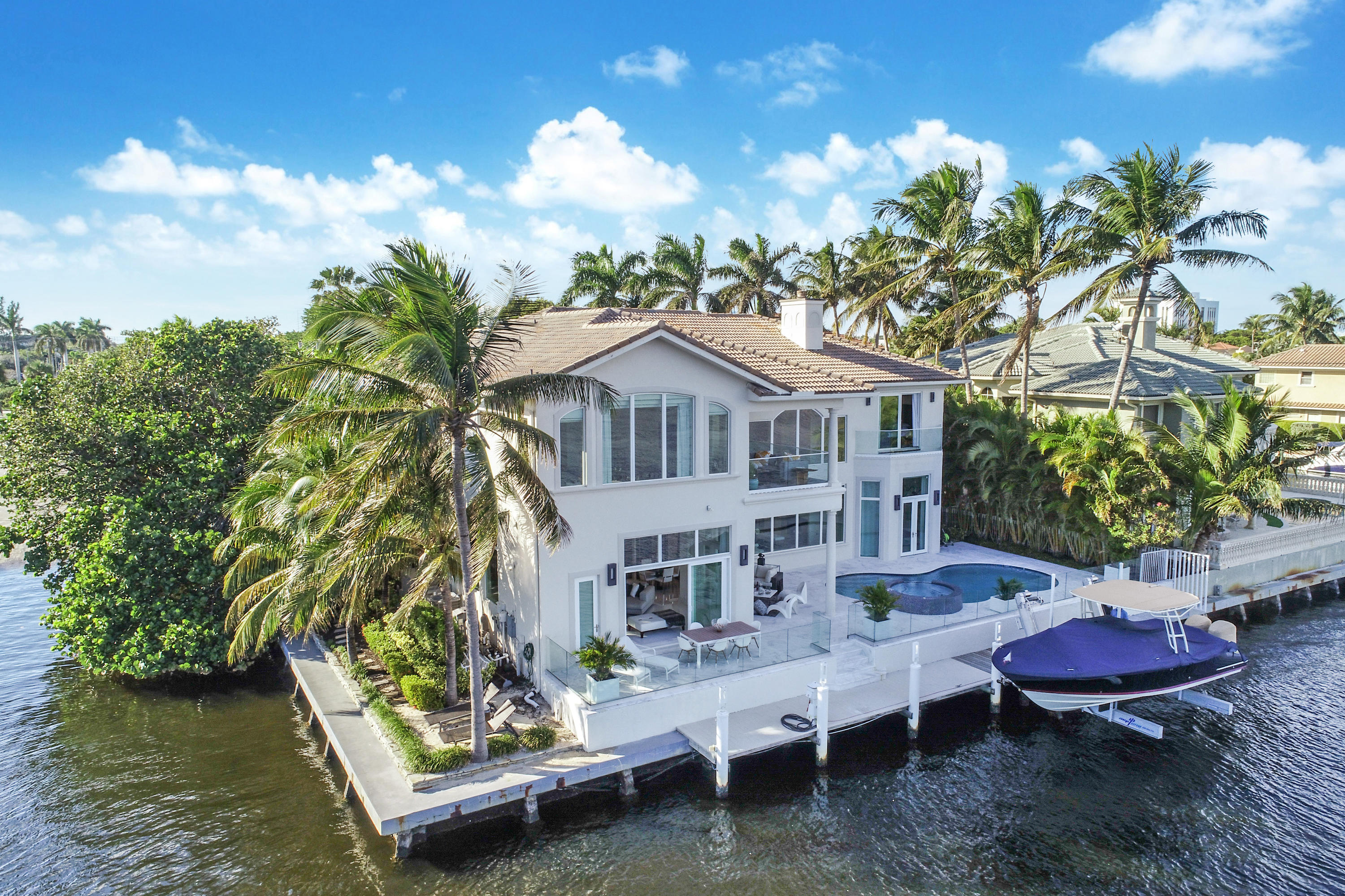 RIO DEL REY SHORES - Residential