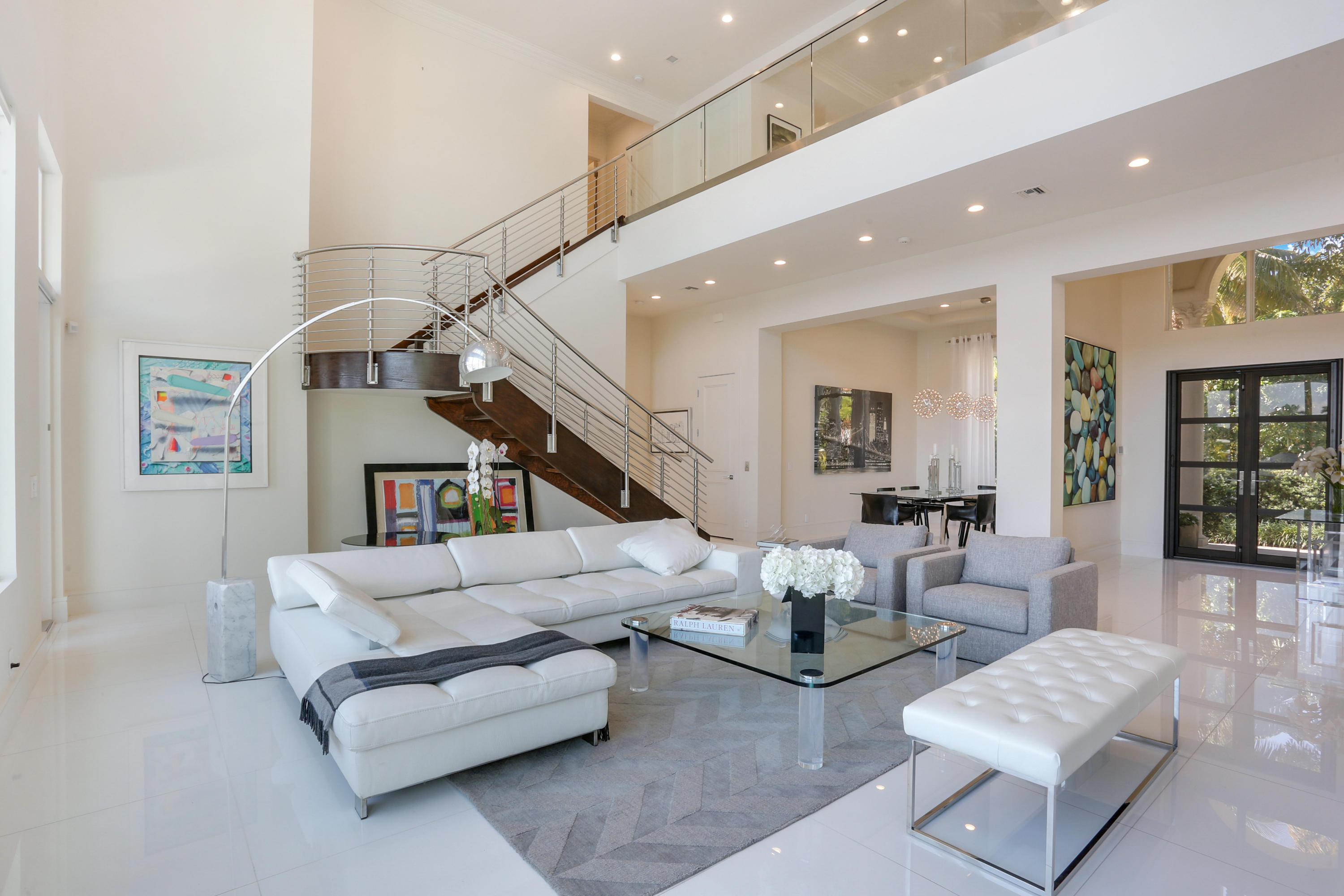 RIO DEL REY SHORES - Residential