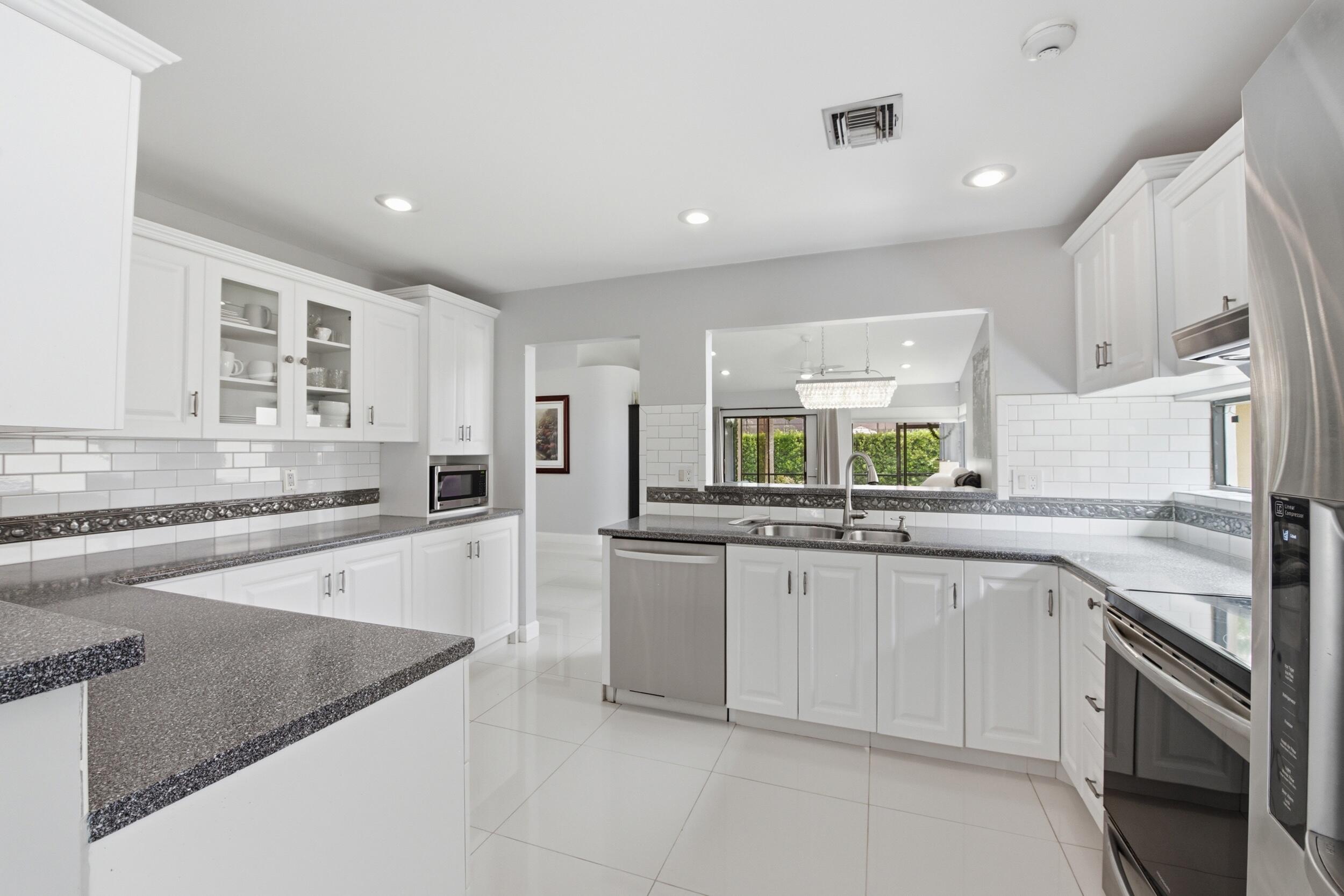 TRACT G OF MISSION BAY - Residential