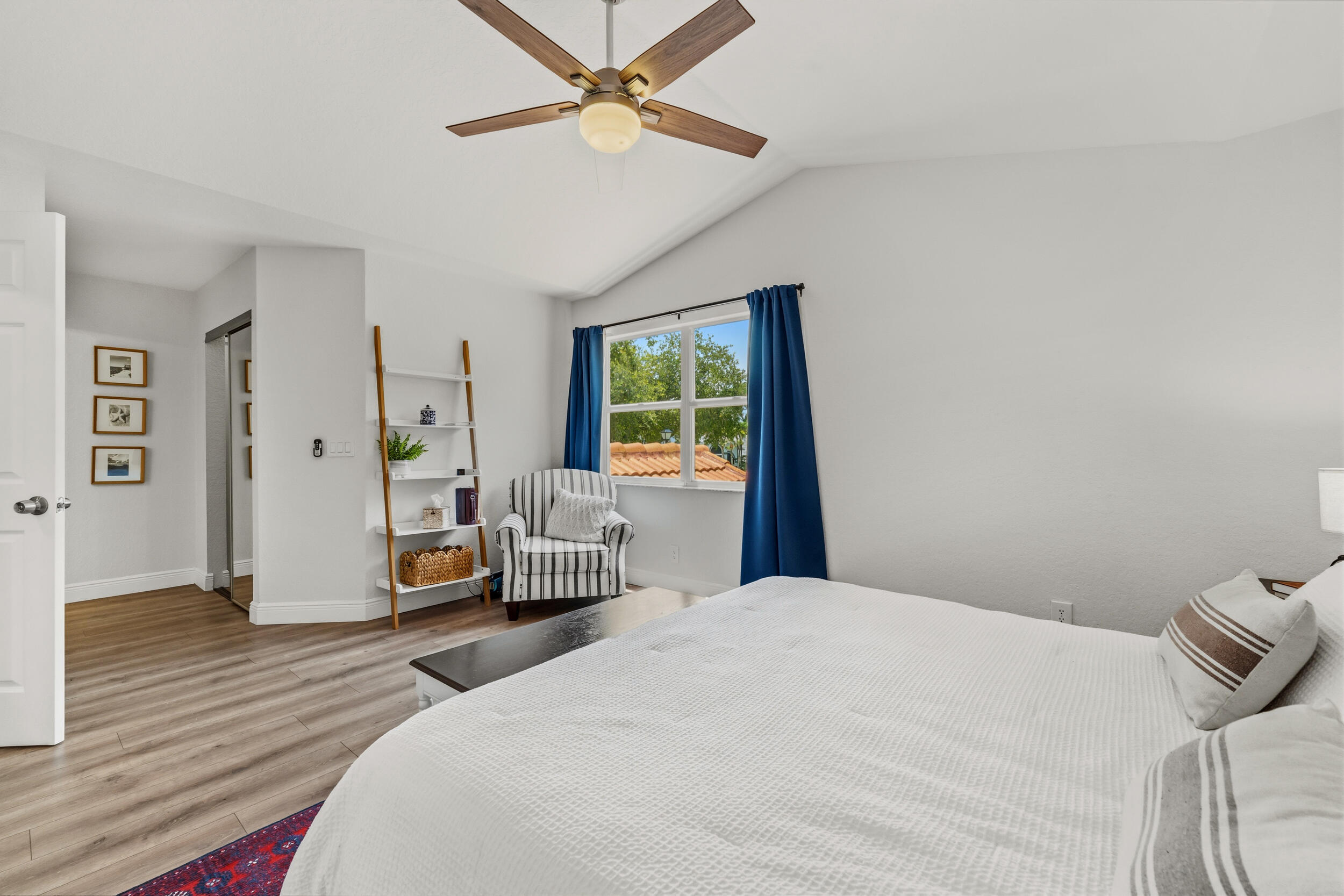 MARINER VILLAGE - Residential