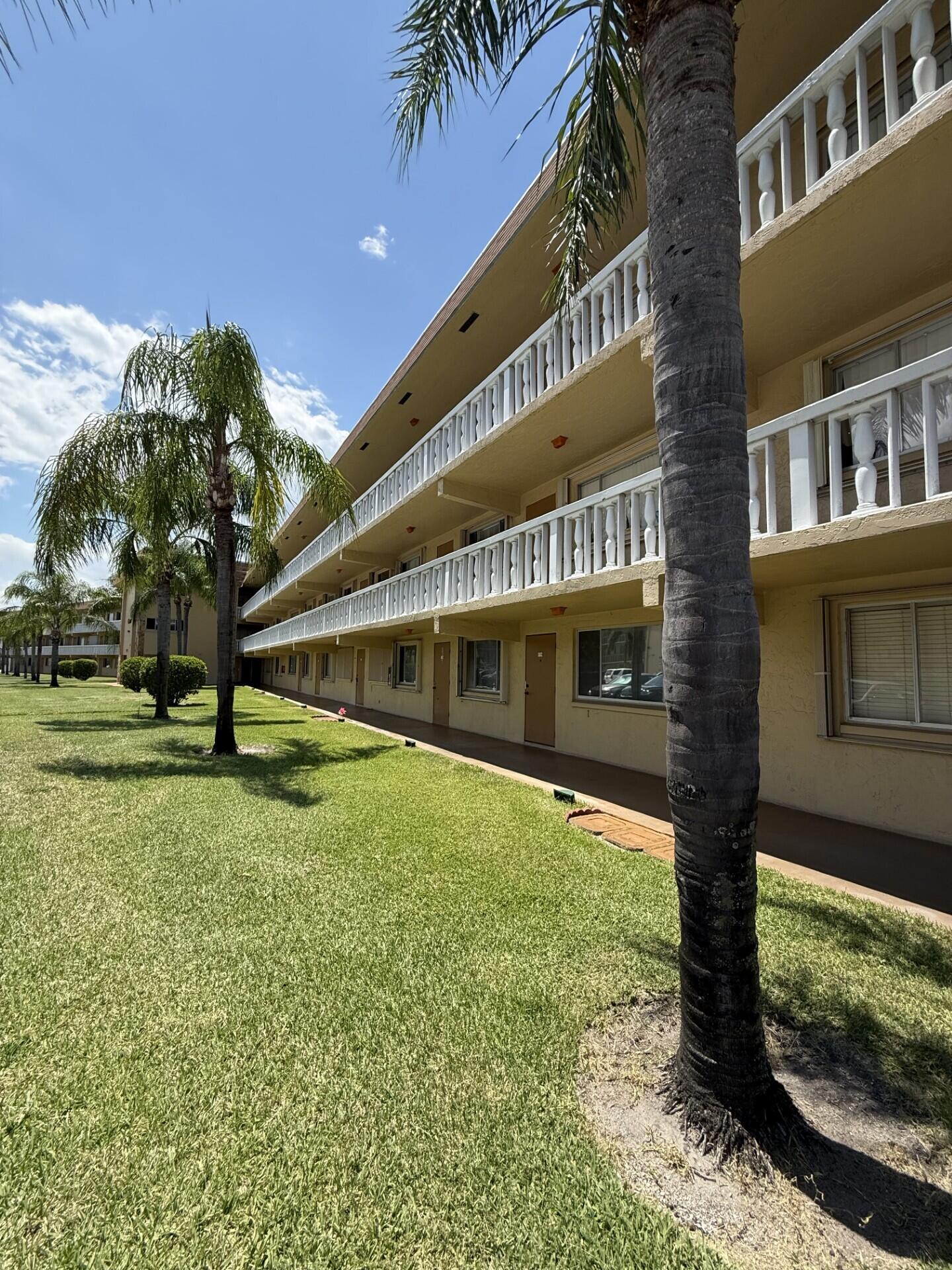 VILLAGE GREEN COVENTRY CONDO - Residential