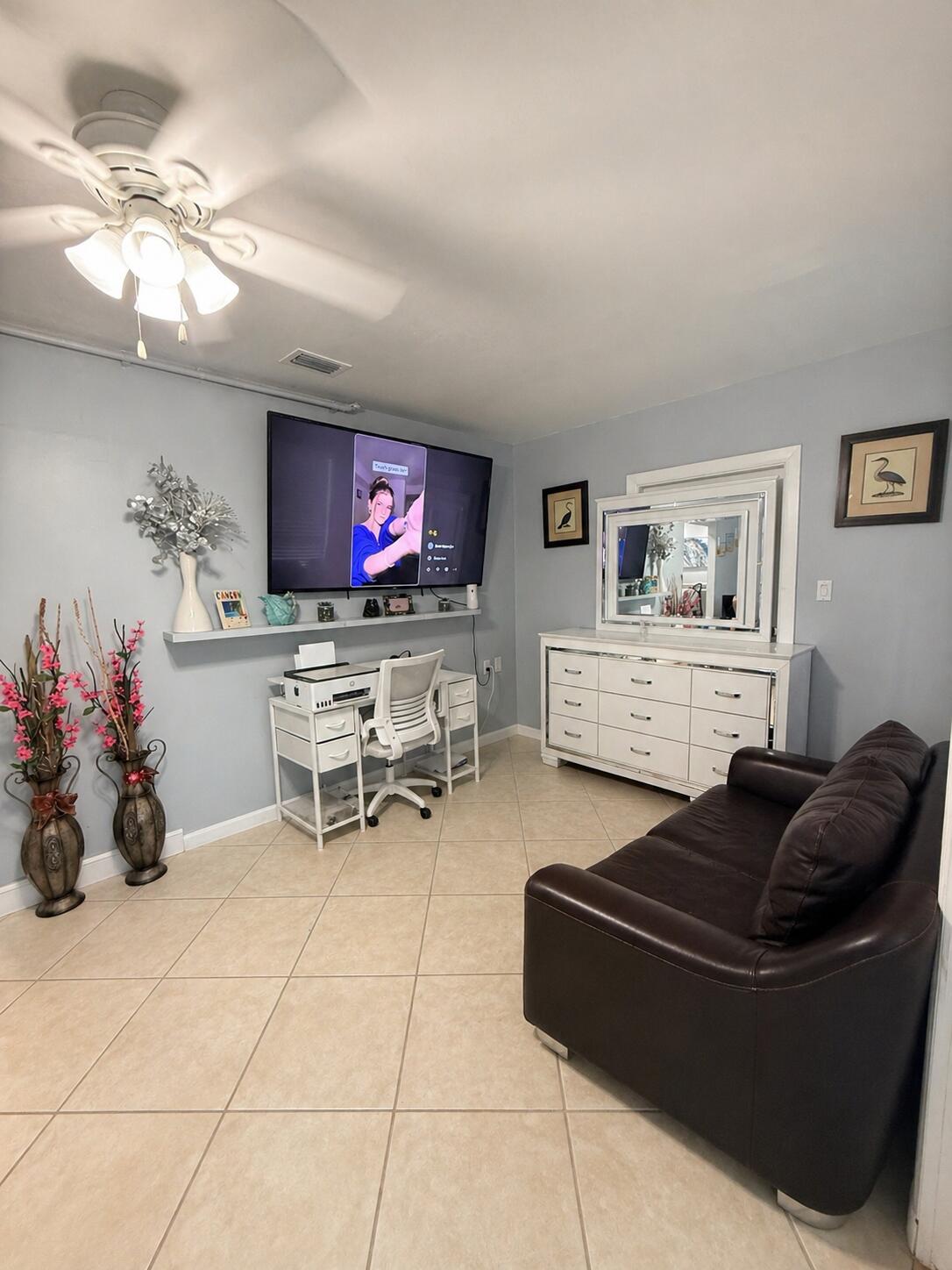 PORT ST LUCIE SECTION 6 - Residential